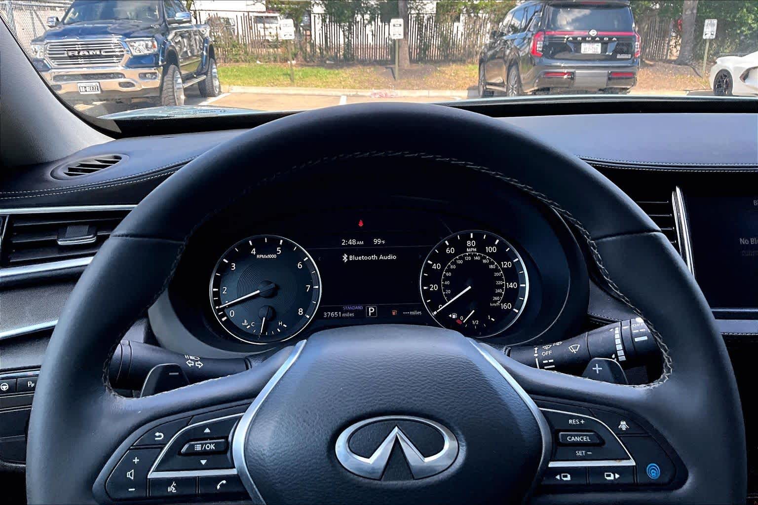 2023 INFINITI QX50 photo 26 of 34