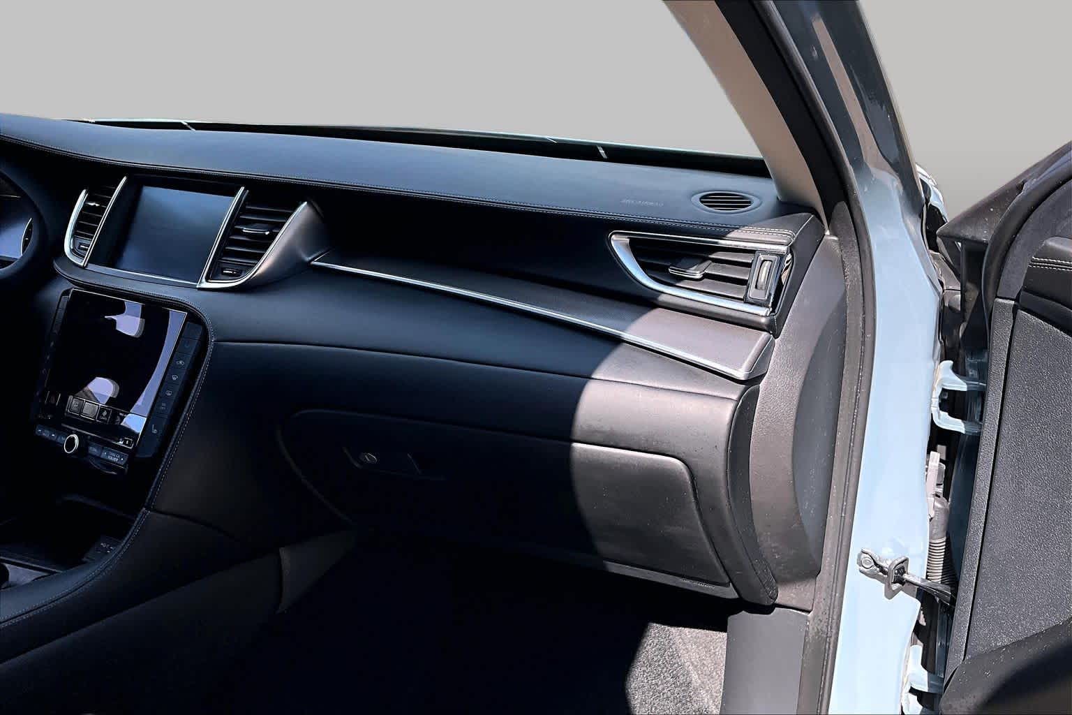 2023 INFINITI QX50 photo 19 of 34