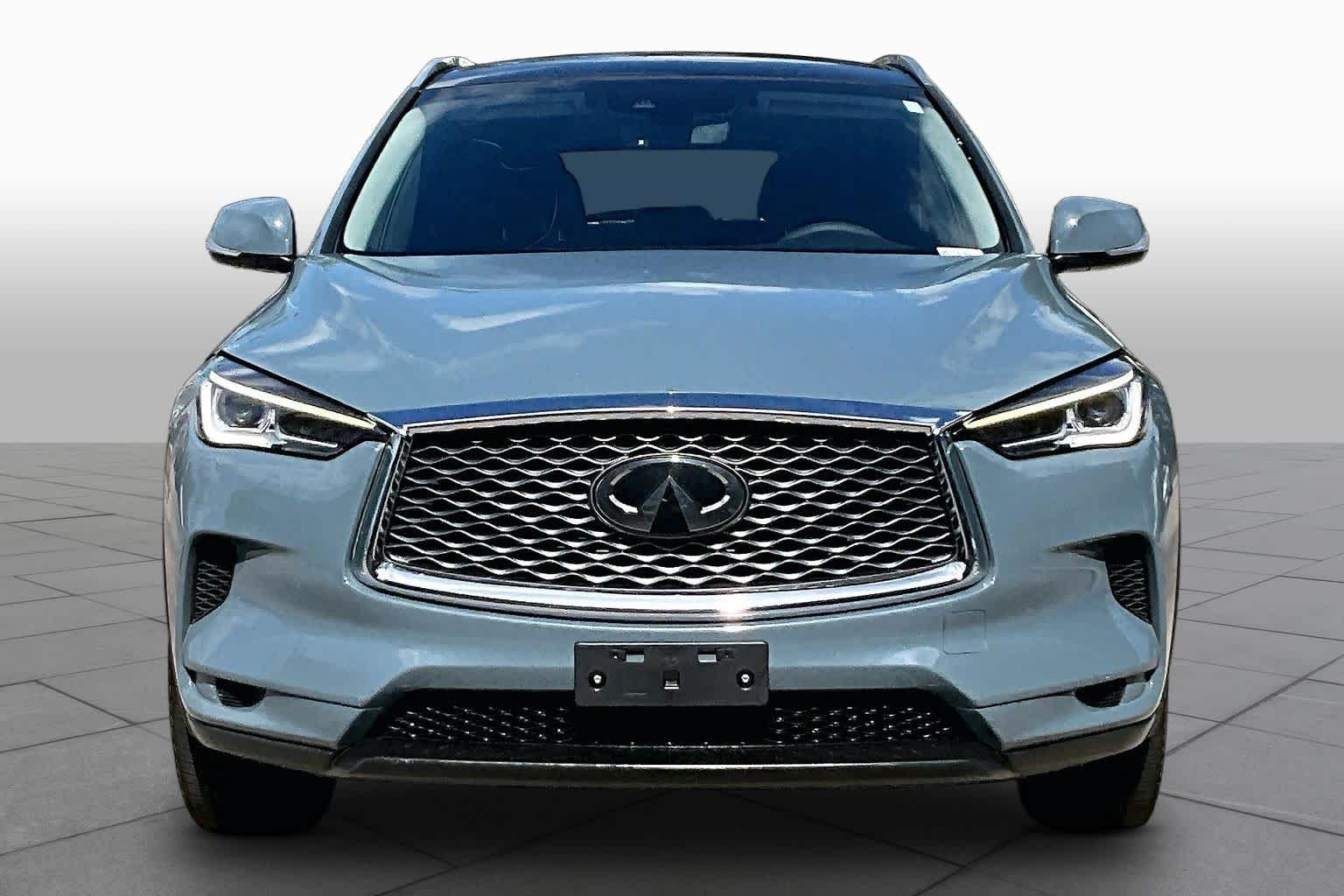 2023 INFINITI QX50 photo 4 of 34
