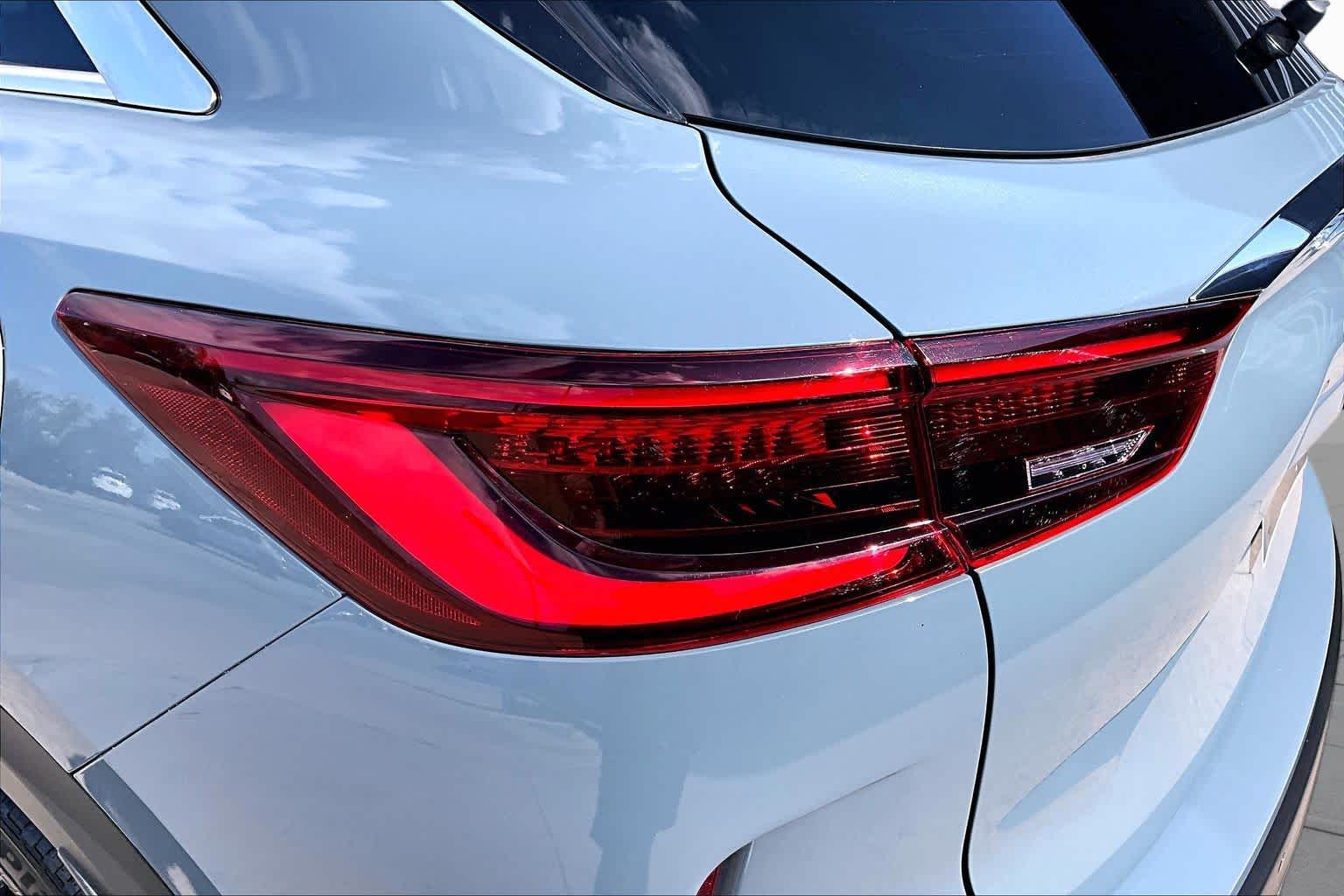2023 INFINITI QX50 photo 29 of 34