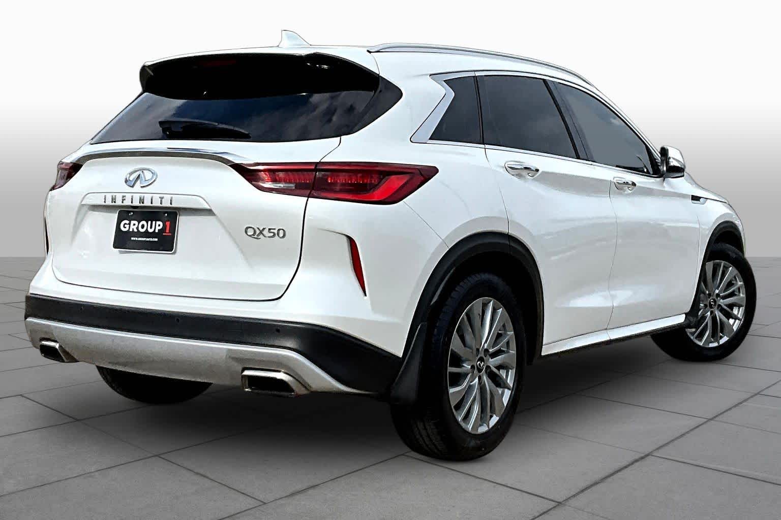 2023 INFINITI QX50 LUXE Radiant White at Davis Chevrolet