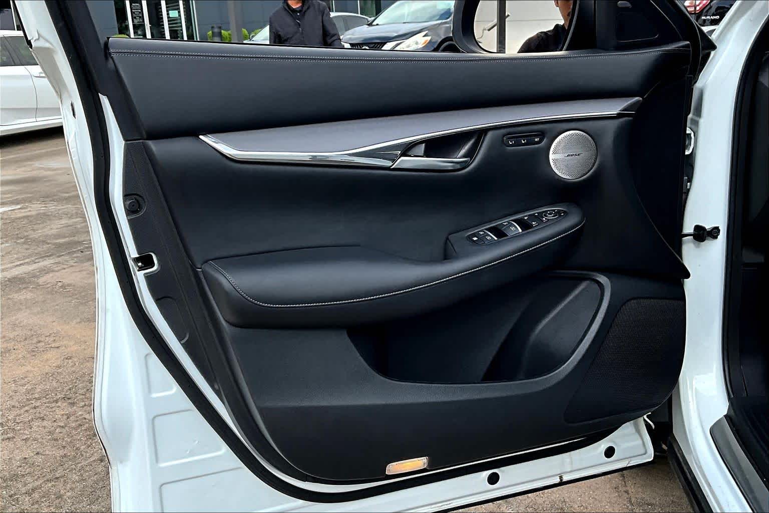 2023 INFINITI QX50 LUXE Radiant White at Davis Chevrolet