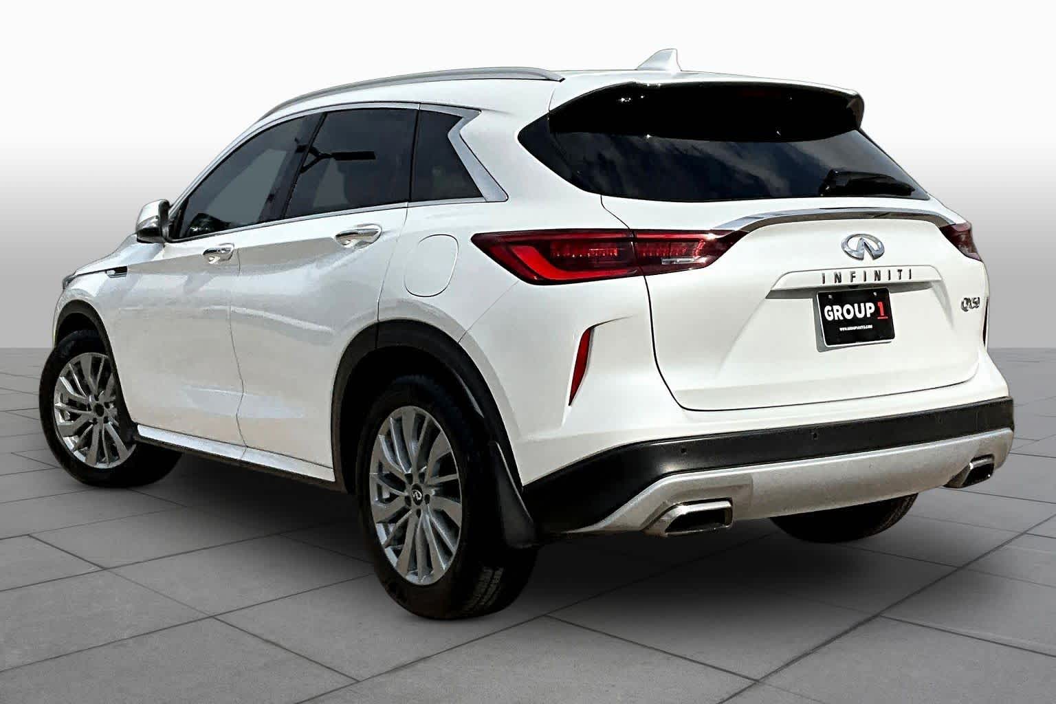2023 INFINITI QX50 LUXE - 11