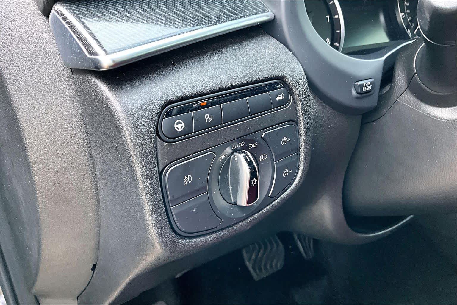 2025 INFINITI QX50 SPORT Black Obsidian at Westside Kia