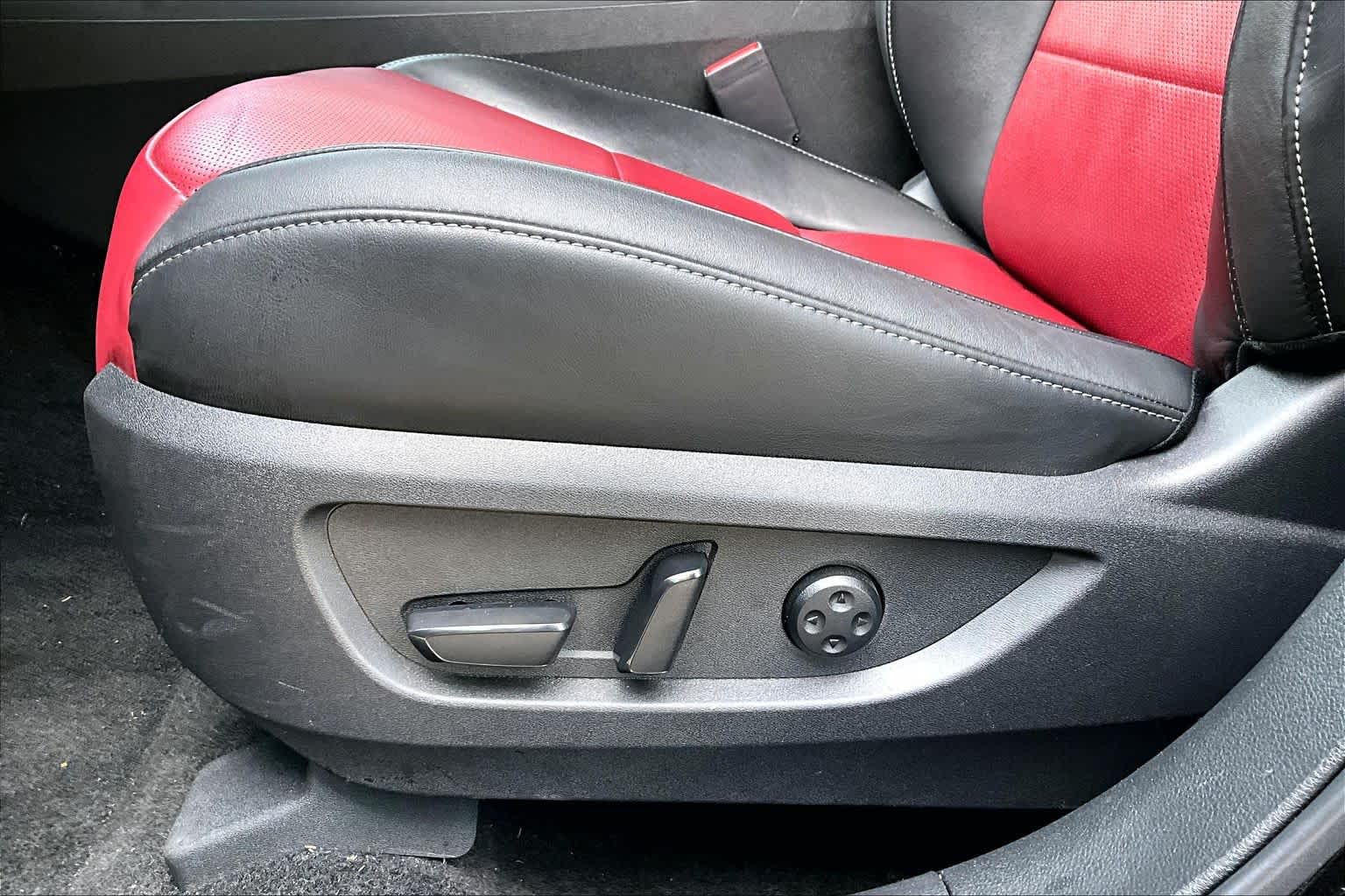 2025 INFINITI QX50 SPORT Black Obsidian at Westside Kia