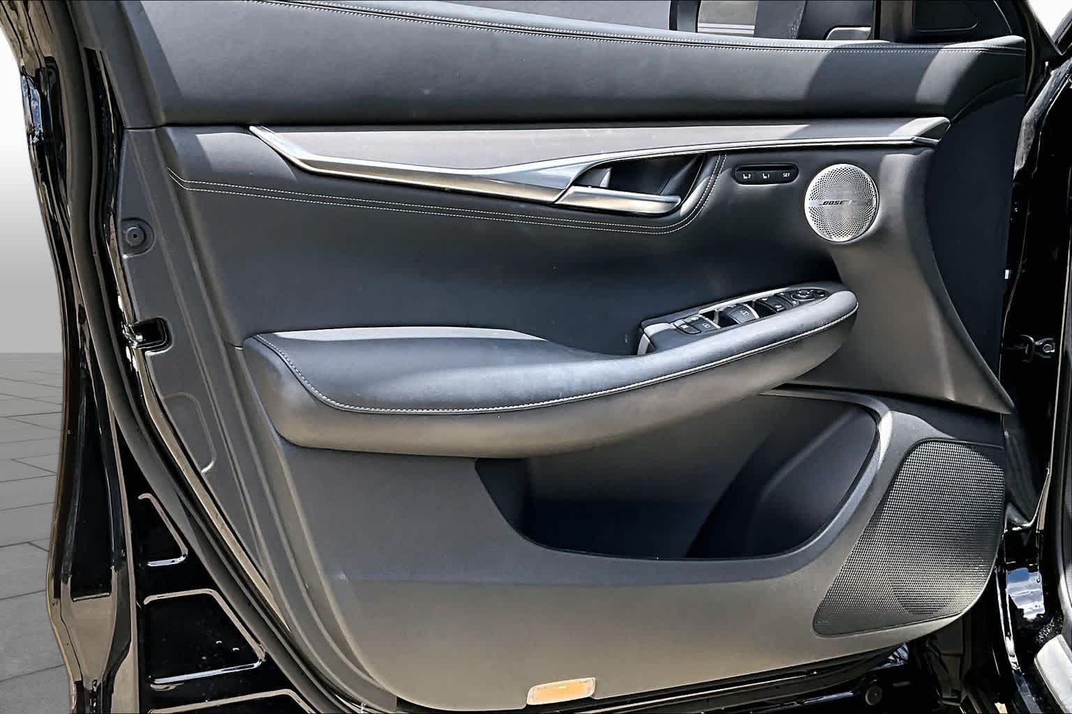 2023 INFINITI QX55 ESSENTIAL Black Obsidian at Tomball Ford