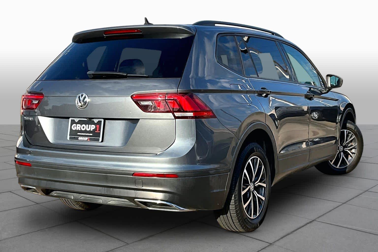 2021 Volkswagen Tiguan photo 13 of 35