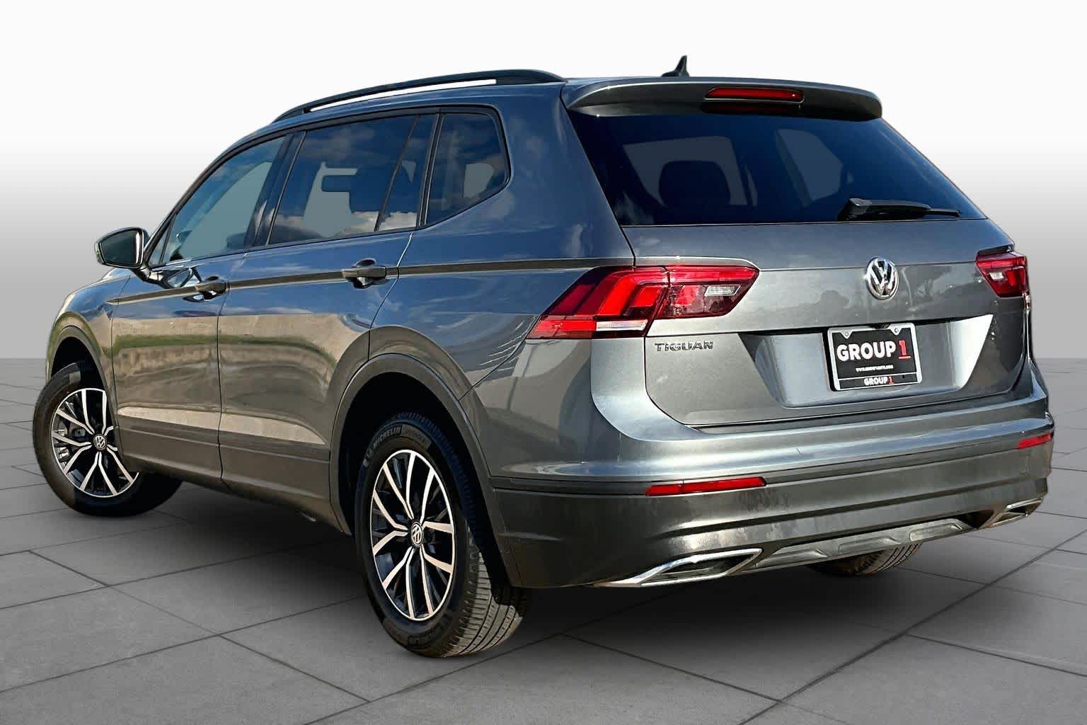 2021 Volkswagen Tiguan photo 12 of 35