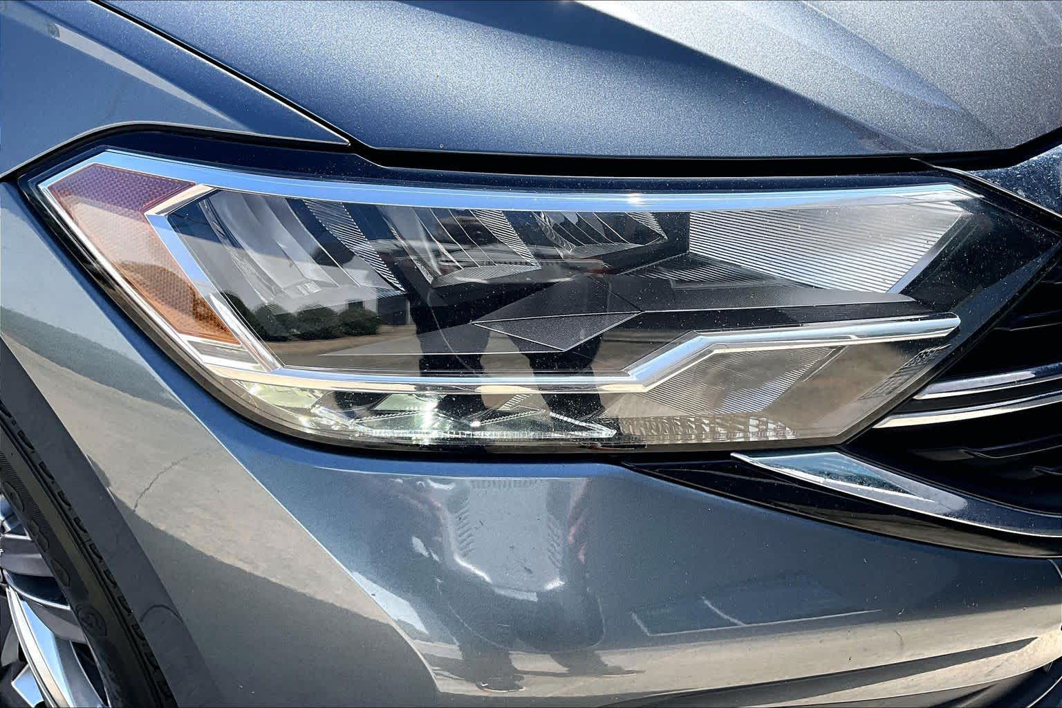 2022 Volkswagen Jetta SE Platinum Gray Metallic at AutoNation USA Houston