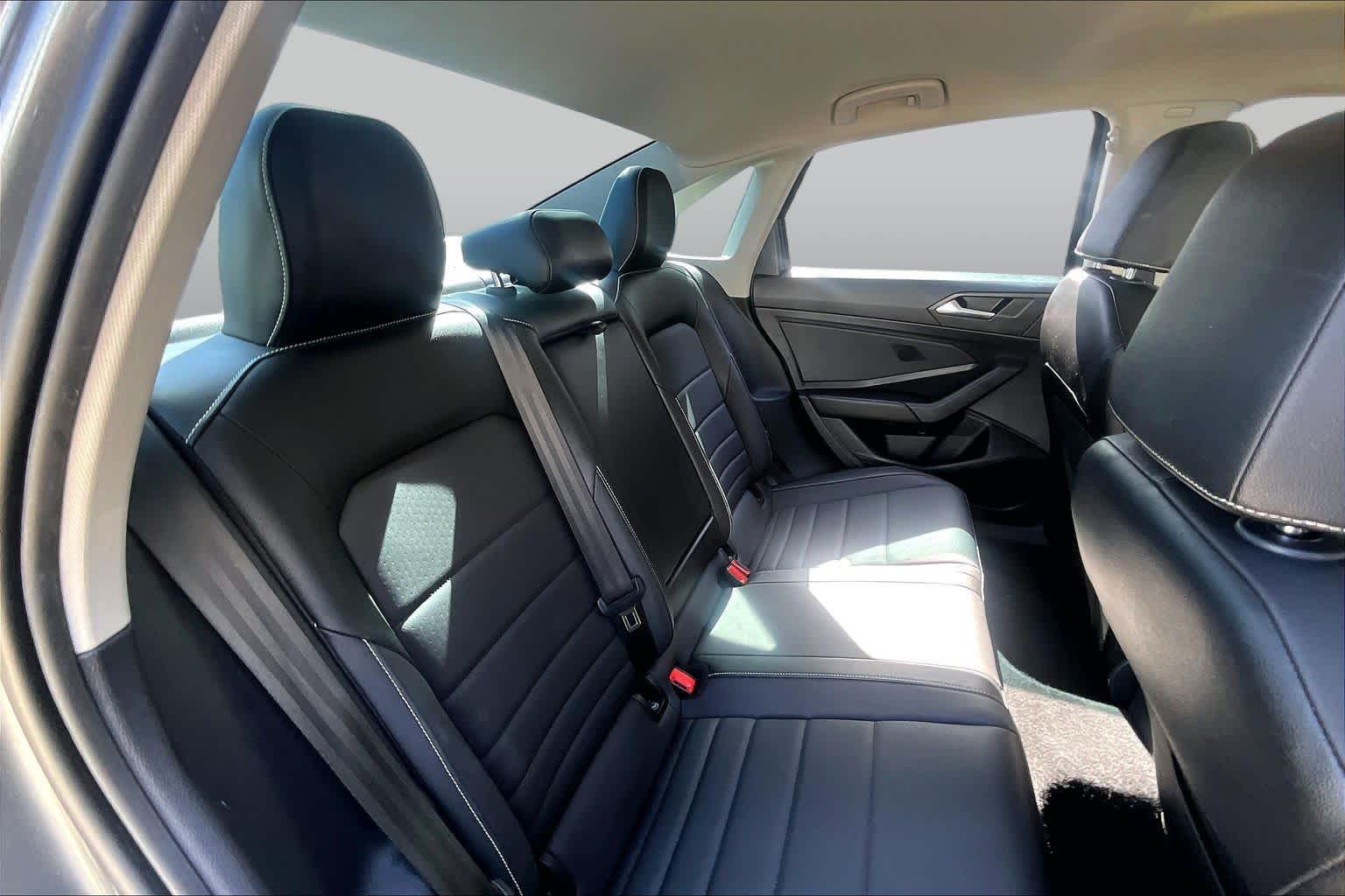 2022 Volkswagen Jetta SE Platinum Gray Metallic at AutoNation USA Houston
