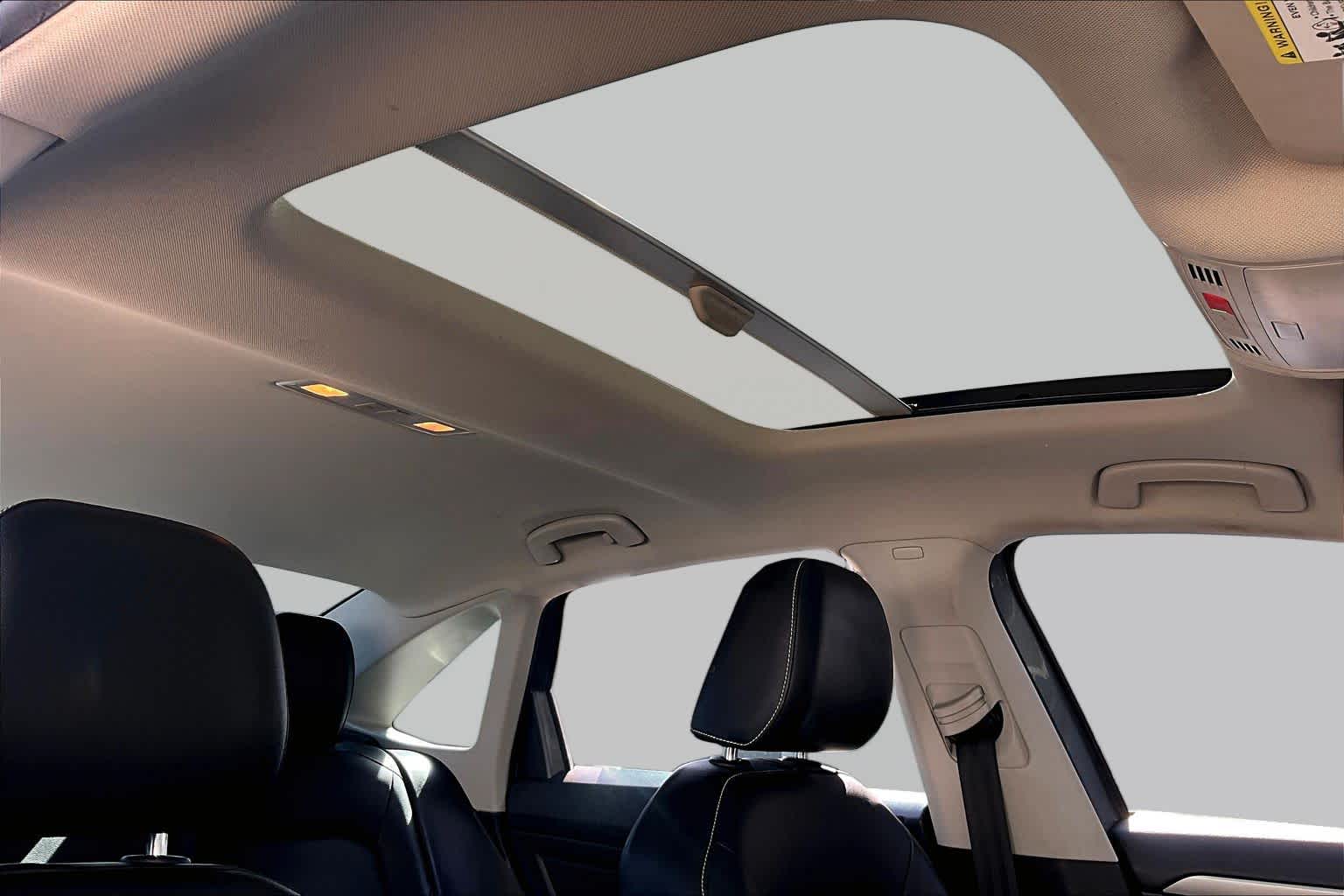 2022 Volkswagen Jetta SE Platinum Gray Metallic at AutoNation USA Houston