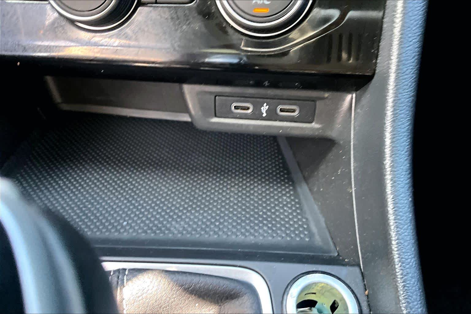 2022 Volkswagen Jetta SE Platinum Gray Metallic at AutoNation USA Houston