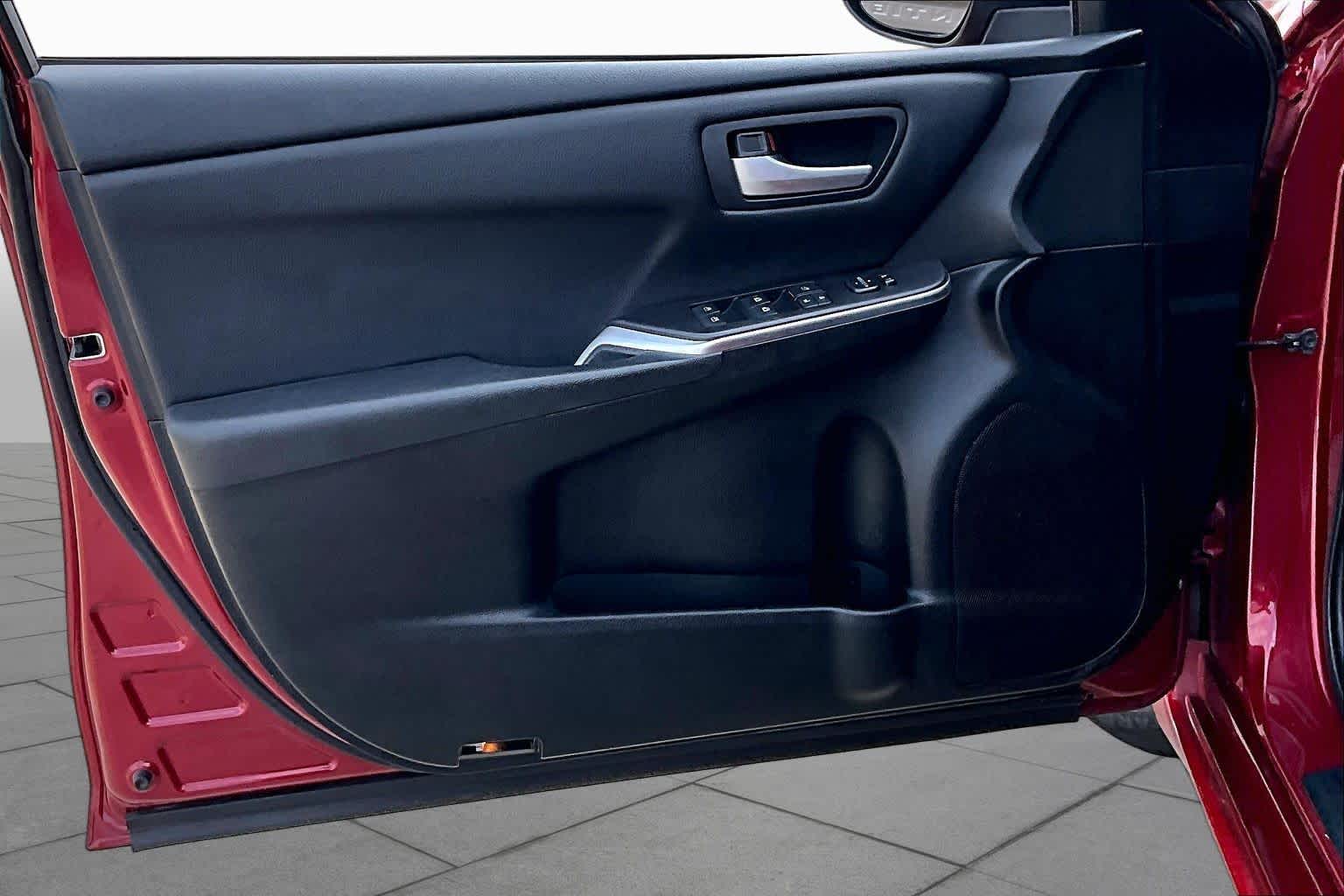 2016 Toyota Camry SE Ruby Flare Pearl at Mac Haik Ford