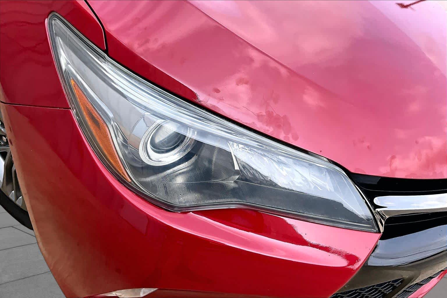2016 Toyota Camry SE Ruby Flare Pearl at Mac Haik Ford
