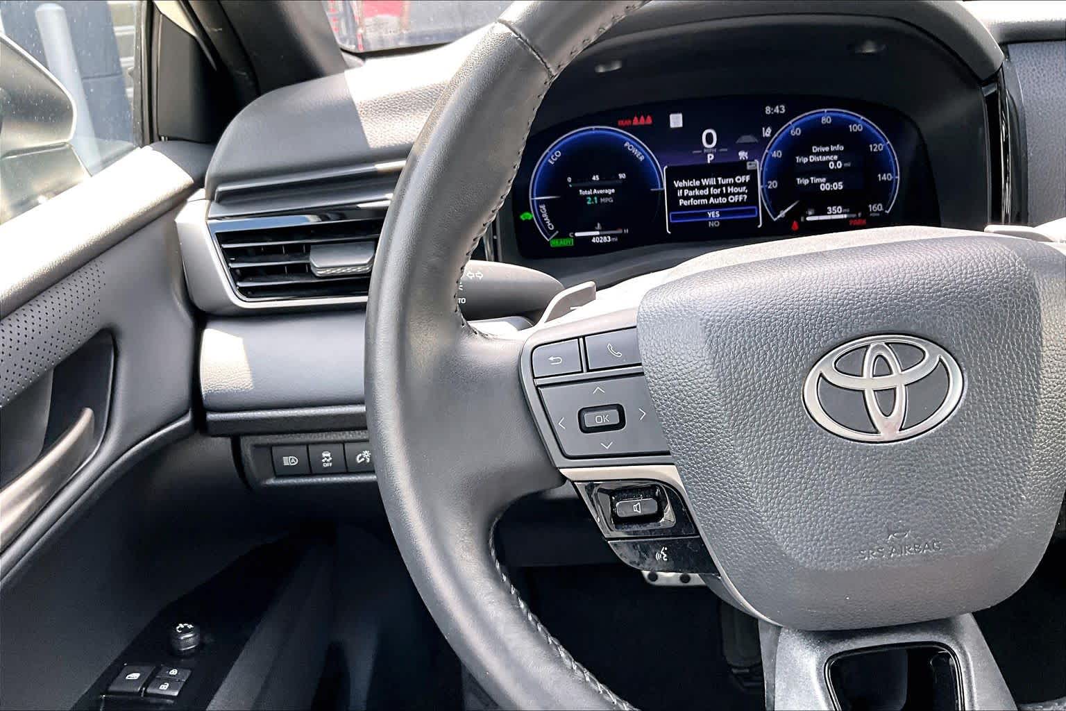 2025 Toyota Camry photo 24 of 35