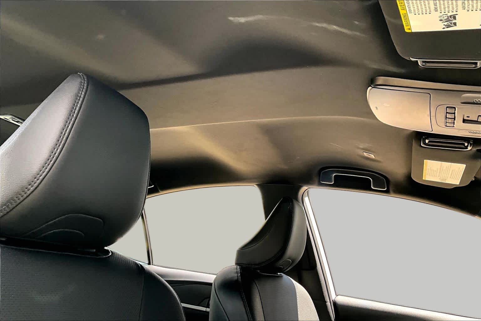 2025 Toyota Camry photo 14 of 35