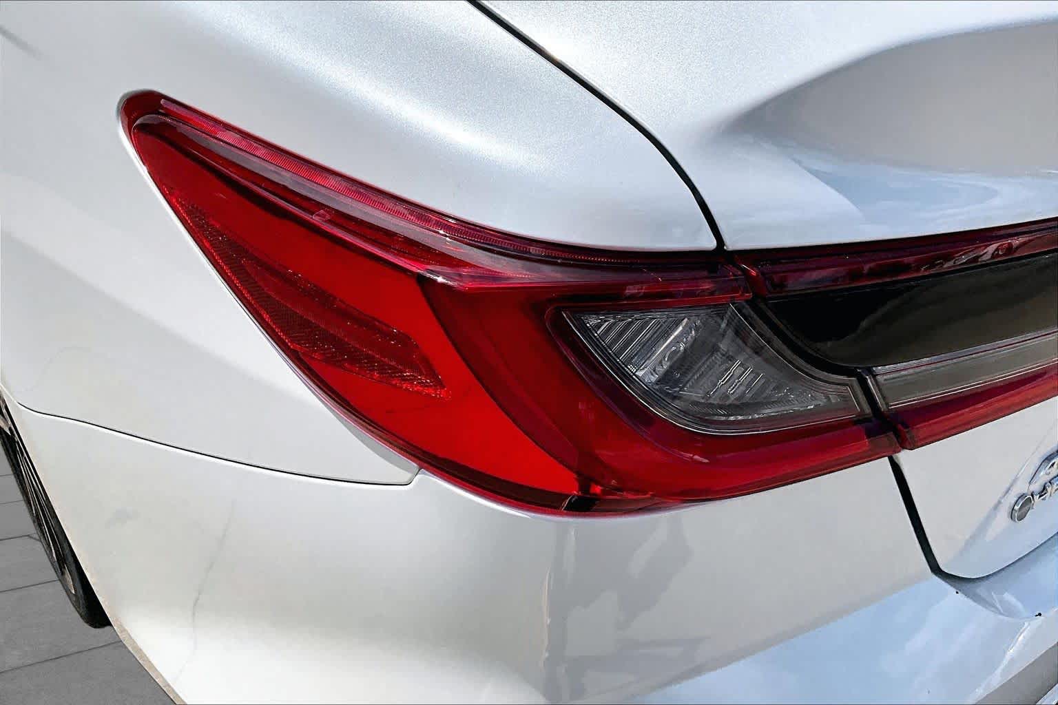 2025 Toyota Camry photo 29 of 35