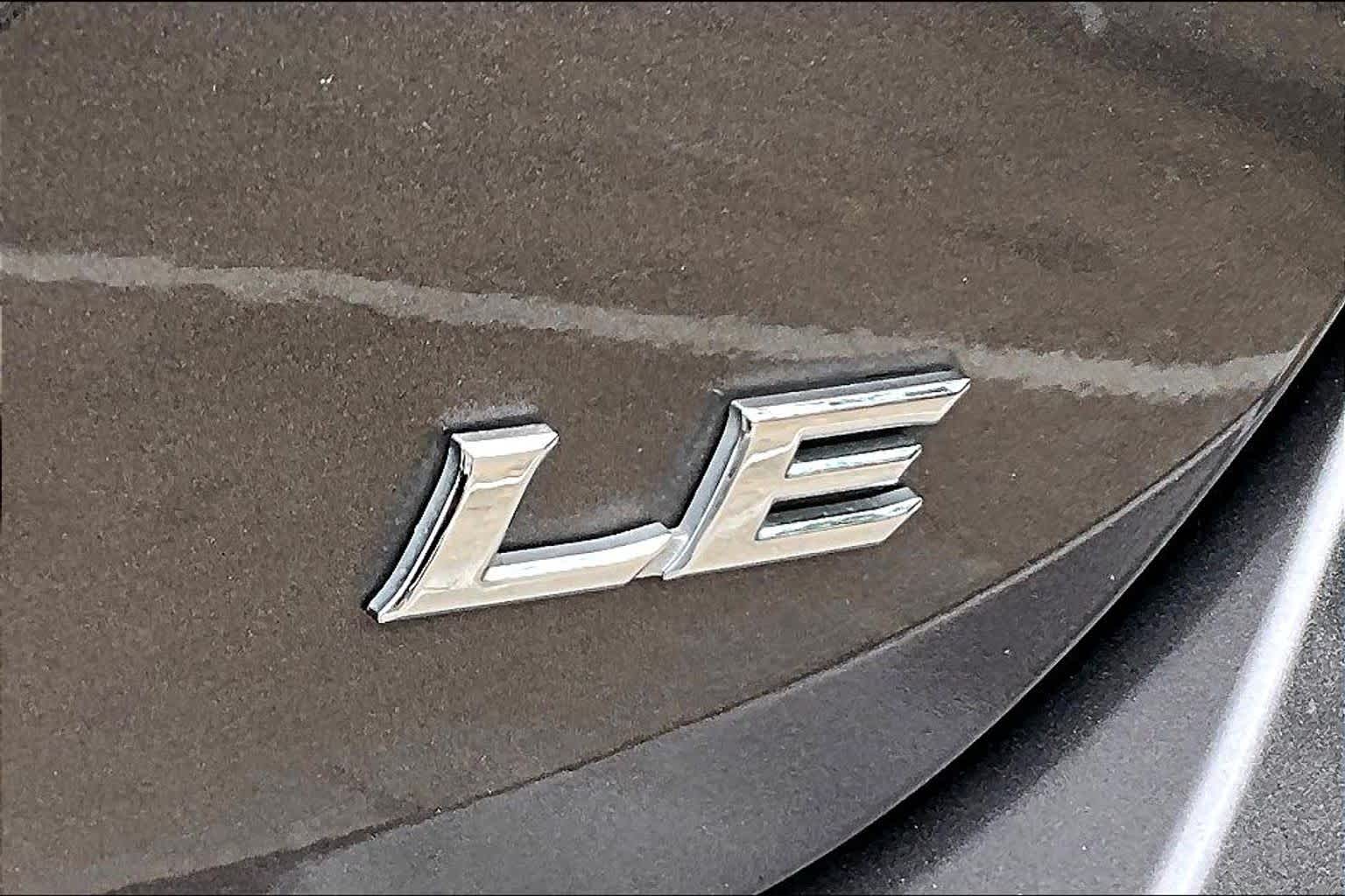 2024 Toyota Camry LE - 9
