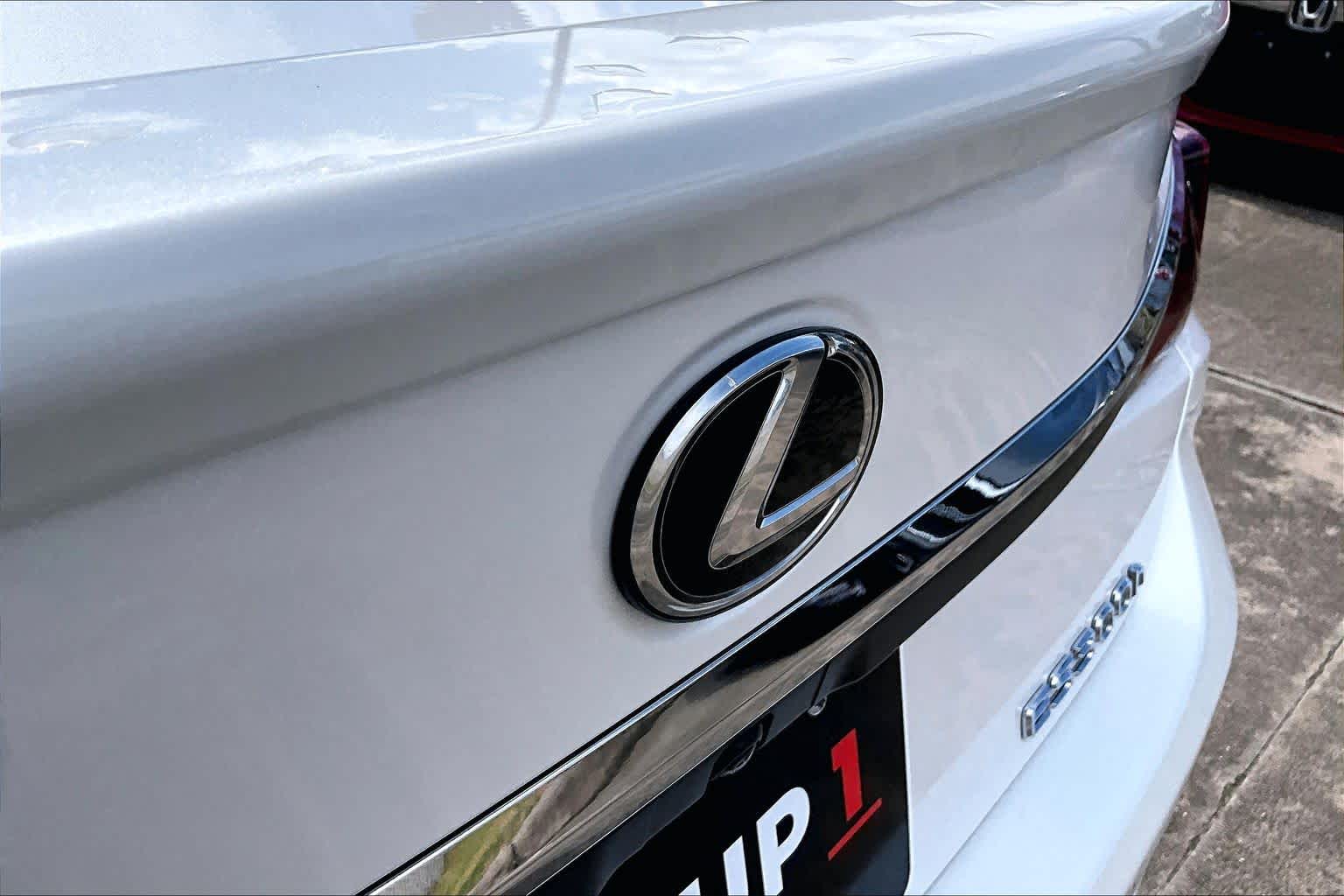 2023 Lexus ES 300h  Eminent White Pearl at Lexus Southwest Houston