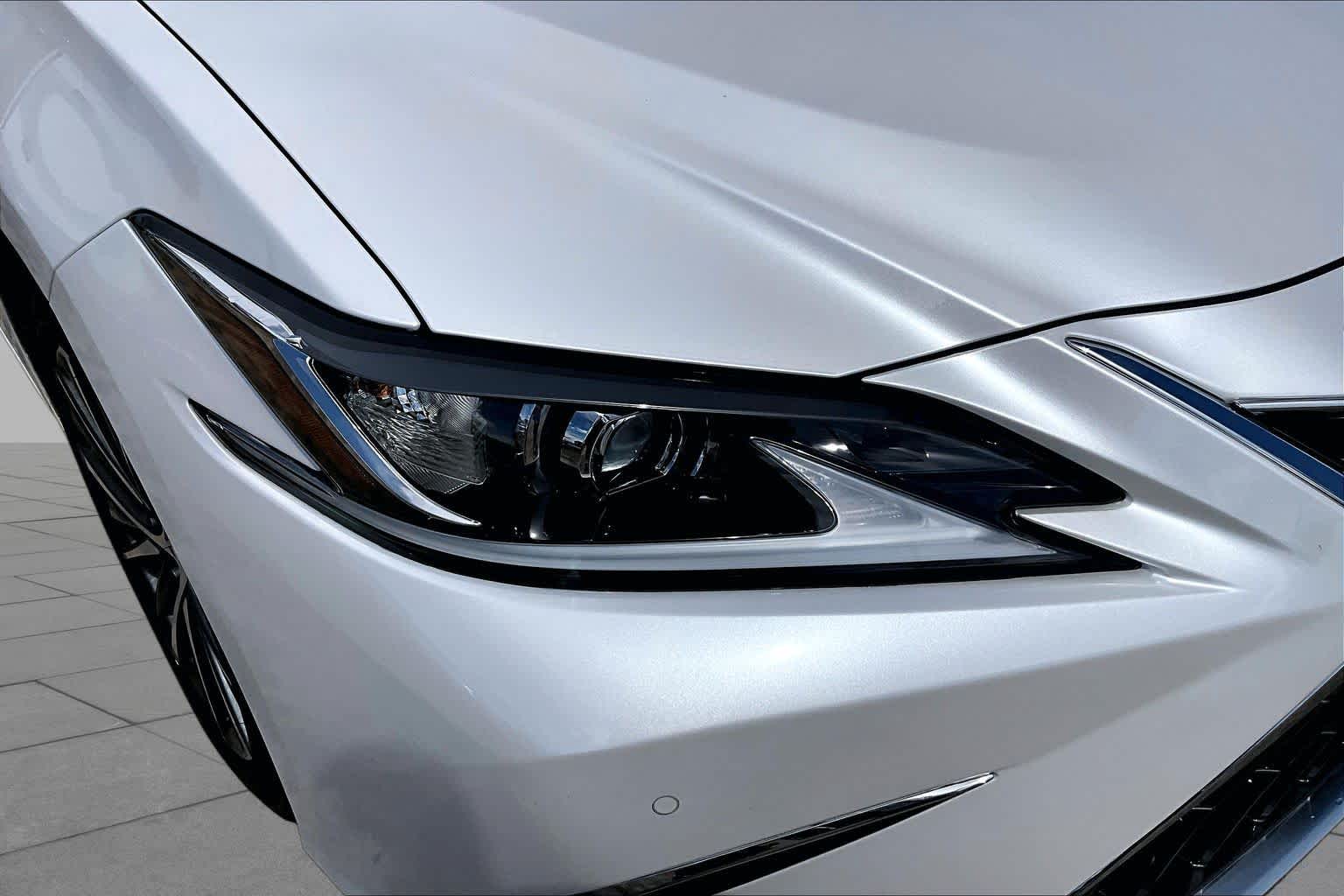 2023 Lexus ES 300h  Eminent White Pearl at Lexus Southwest Houston