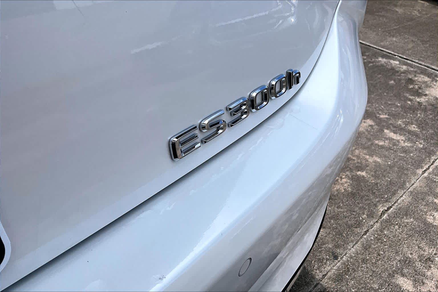 2023 Lexus ES 300h  Eminent White Pearl at Lexus Southwest Houston