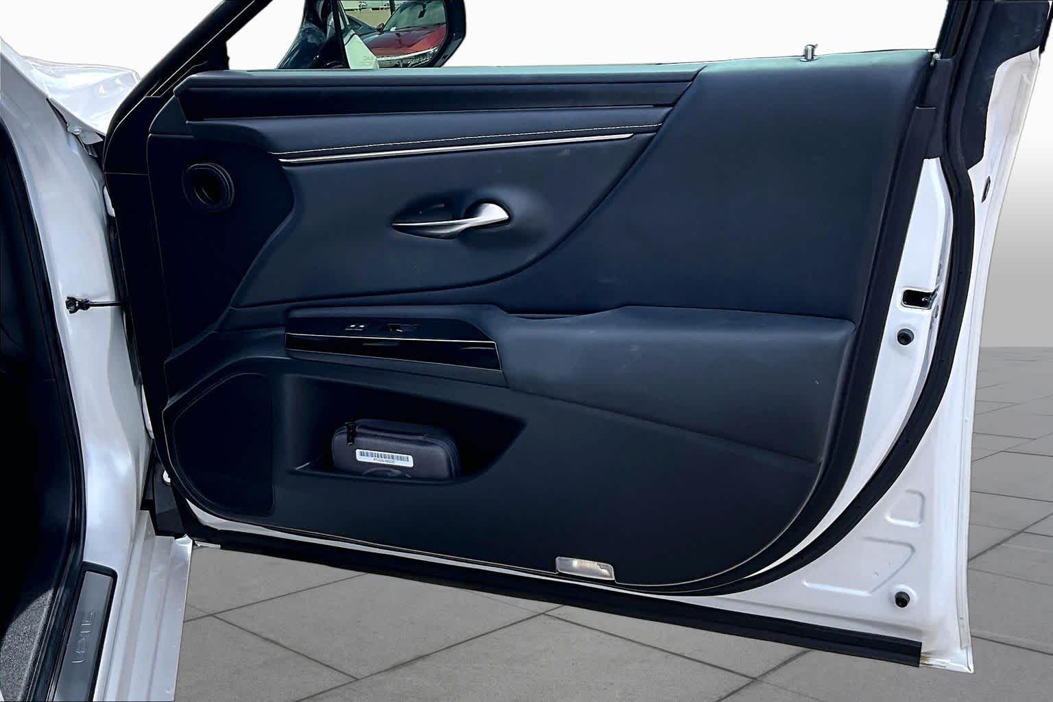 2023 Lexus ES 300h  Eminent White Pearl at Lexus Southwest Houston