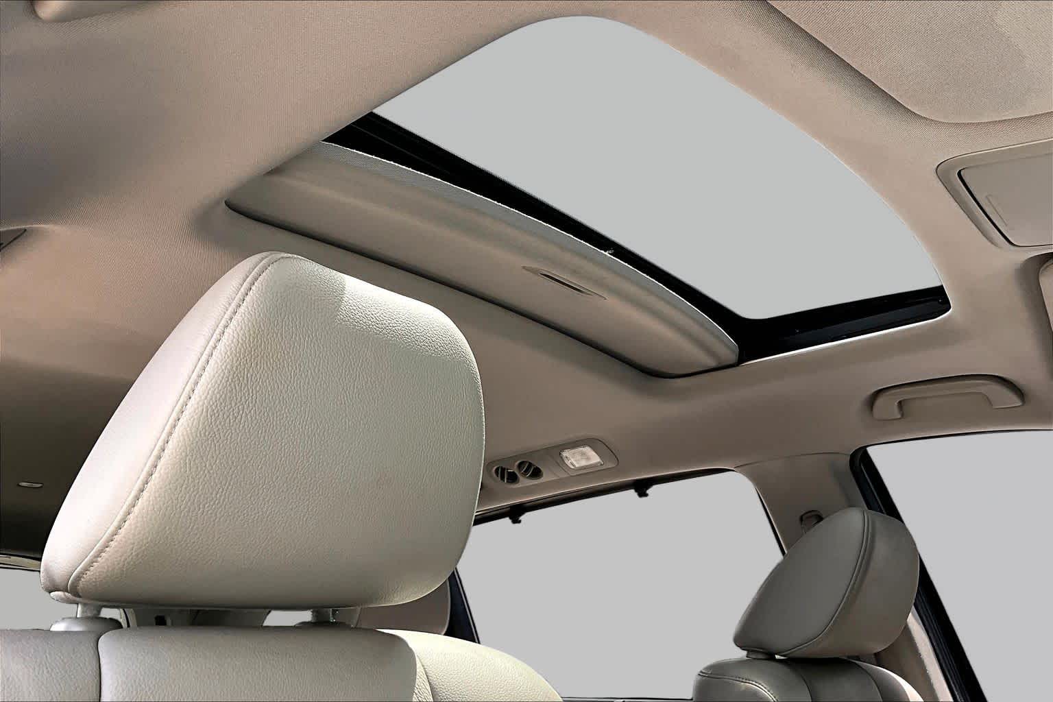 2016 Honda Odyssey EX-L Lunar Silver Metallic at Team Honda
