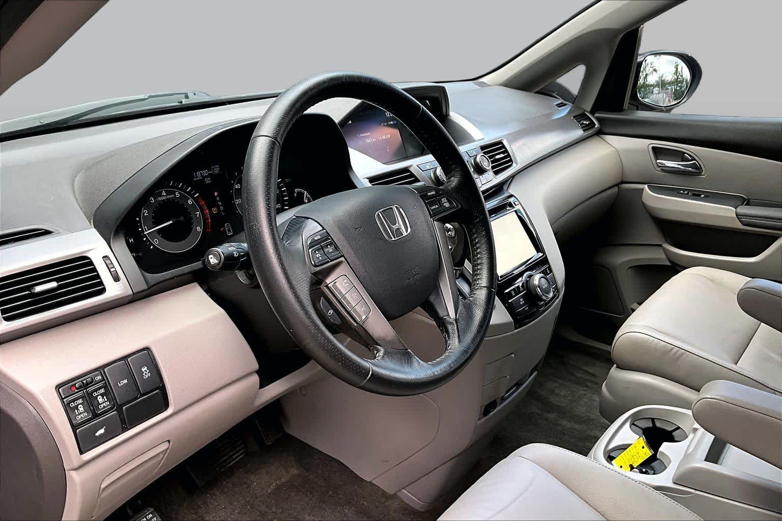 2016 Honda Odyssey EX-L Lunar Silver Metallic at Team Honda