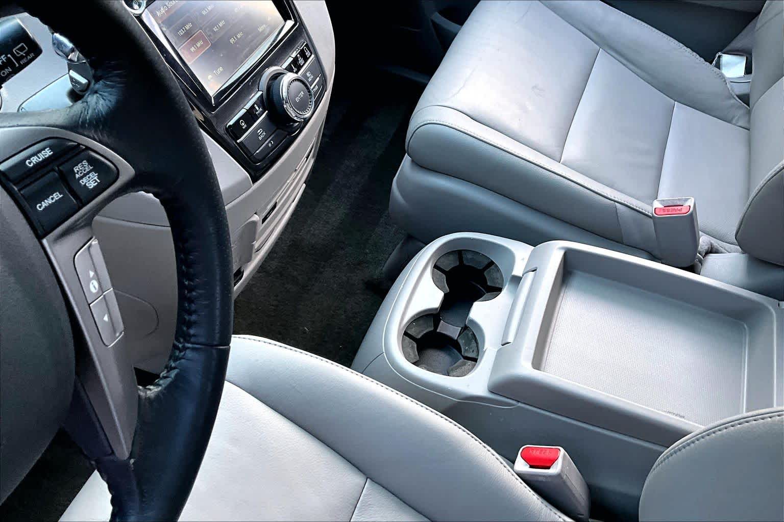 2016 Honda Odyssey Touring Crystal Black Pearl at Lexus Southwest Houston