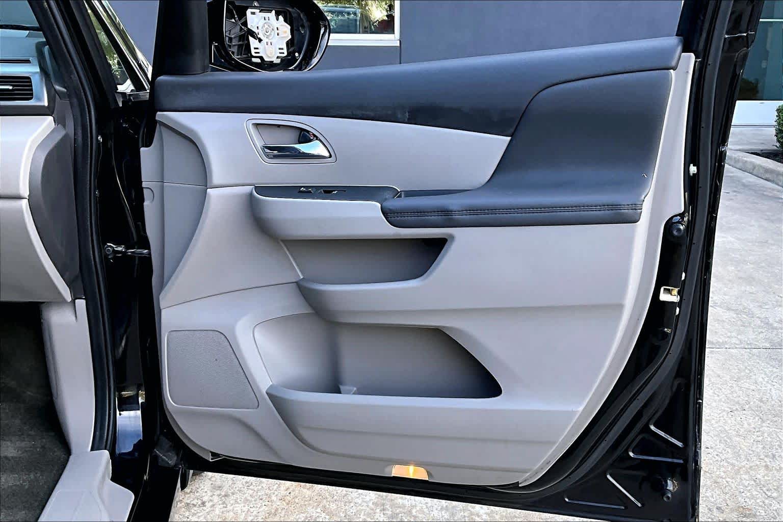 2016 Honda Odyssey Touring Crystal Black Pearl at Lexus Southwest Houston