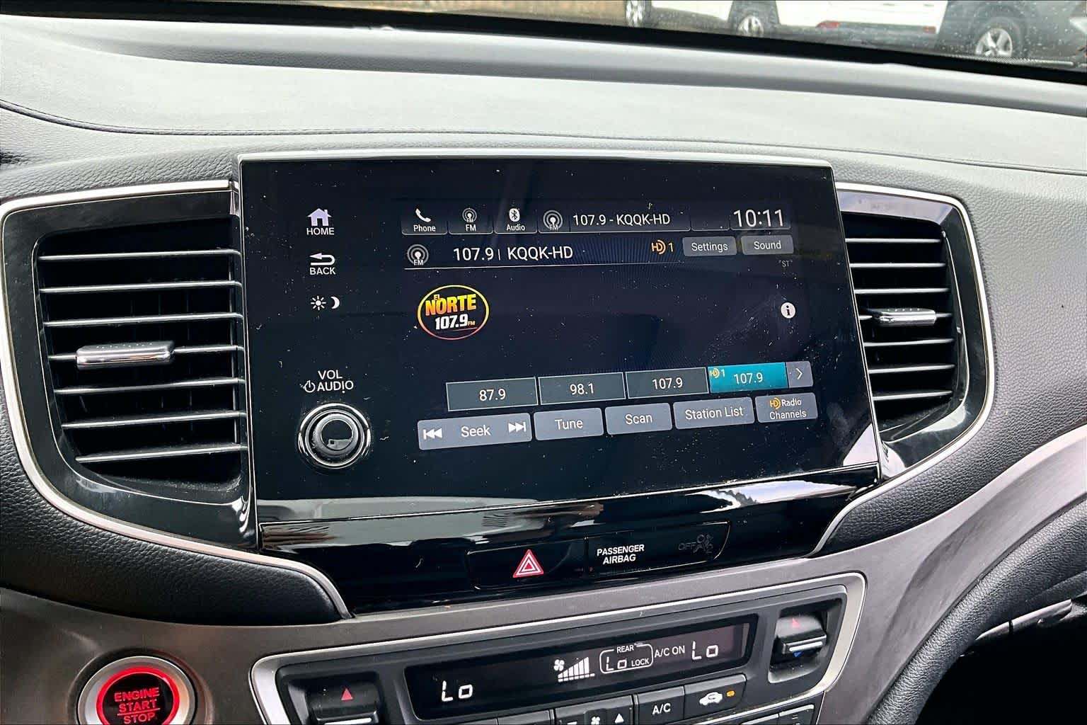 2021 Honda Pilot Special Edition Crystal Black Pearl at Beck & Masten Kia