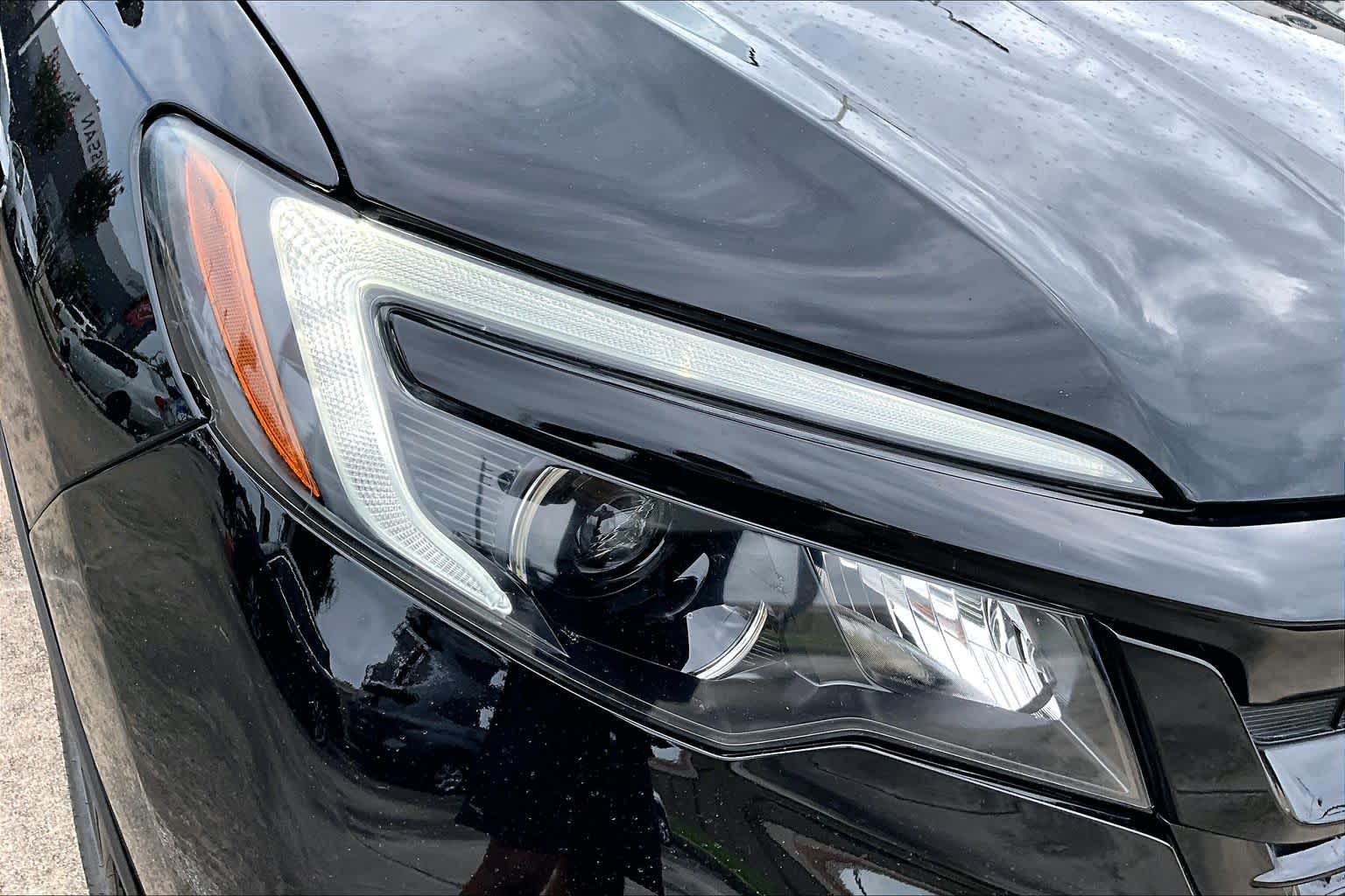 2021 Honda Pilot Special Edition Crystal Black Pearl at Beck & Masten Kia