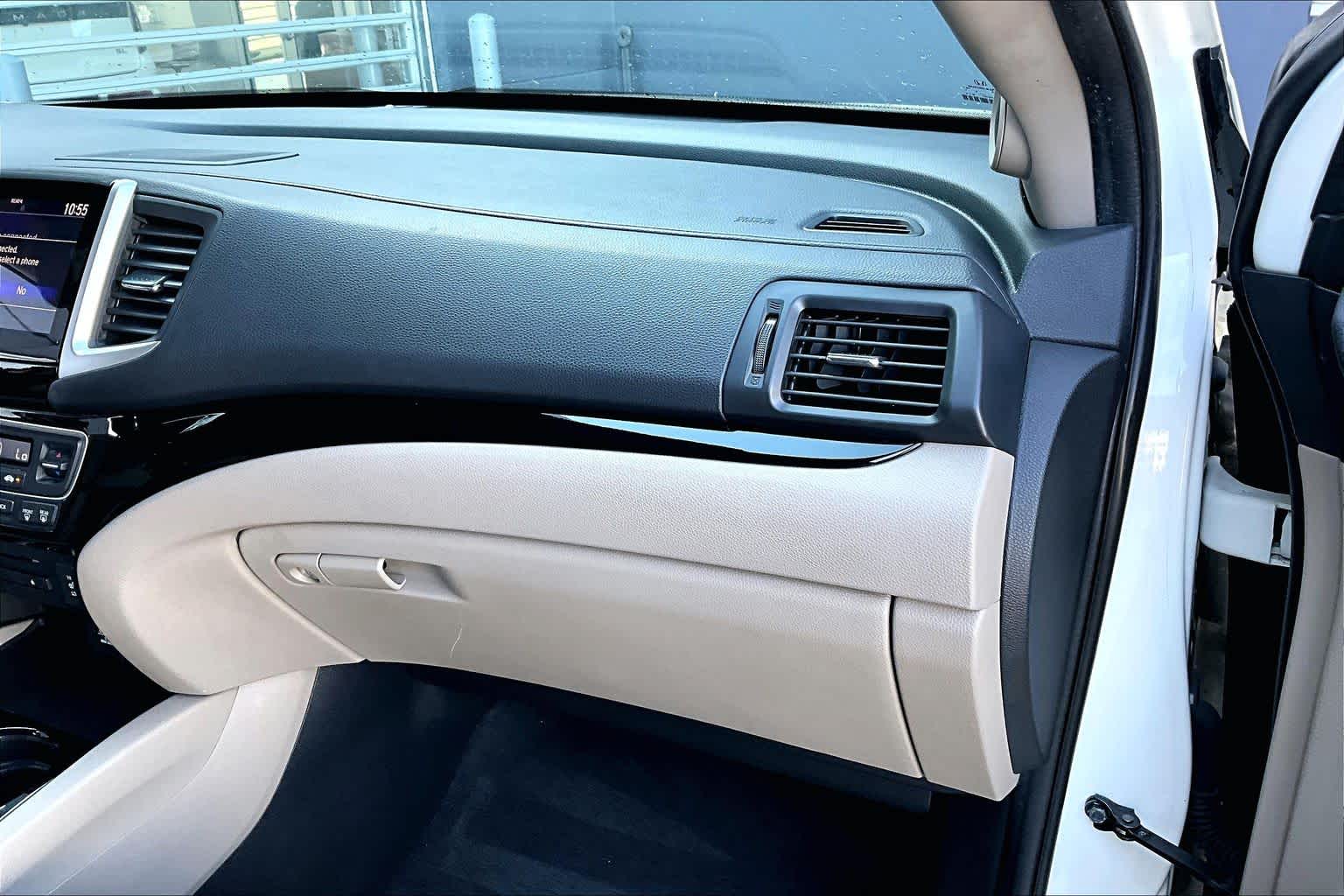 2017 Honda Pilot Touring Crystal Black Pearl at AutoNation USA Houston