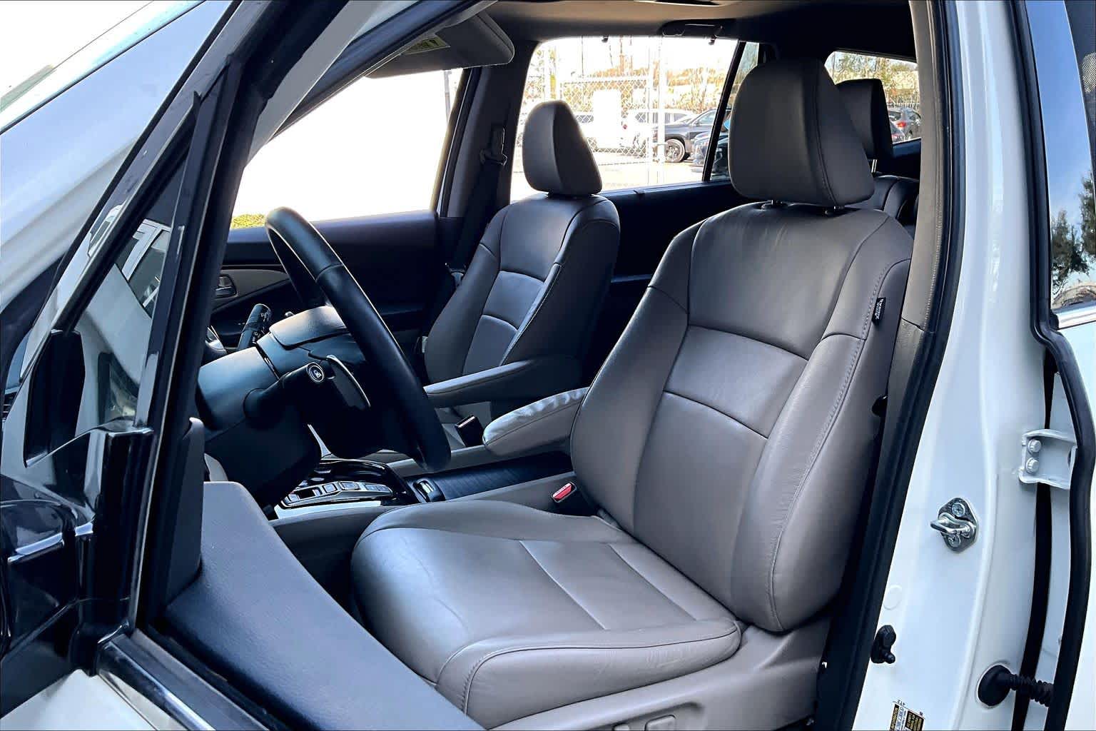 2017 Honda Pilot Touring Crystal Black Pearl at AutoNation USA Houston