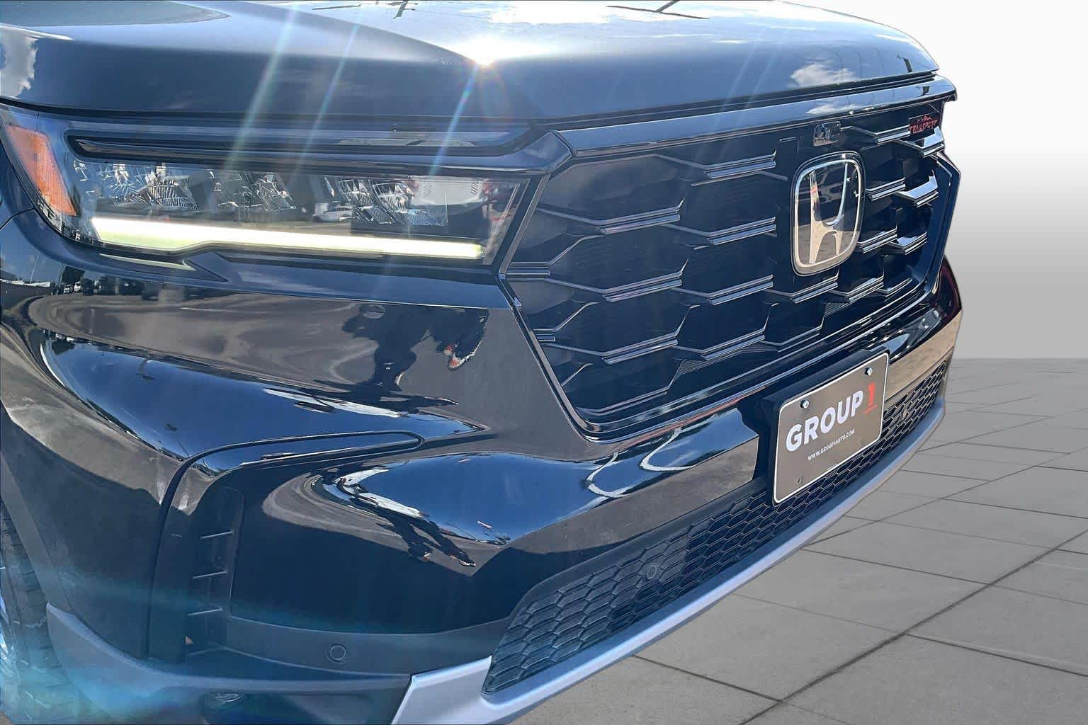2024 Honda Pilot TrailSport Crystal Black Pearl at Group 1 Toyota Southwest