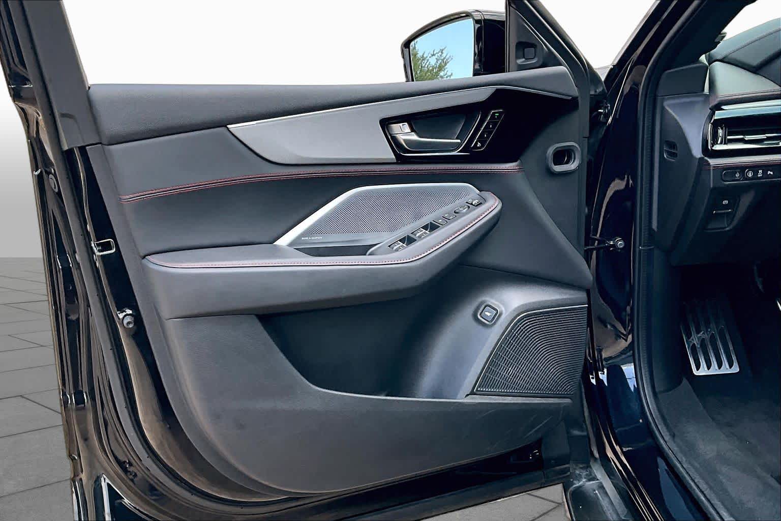 2025 Acura MDX w/A-Spec Package Majestic Black Pearl at Team Honda
