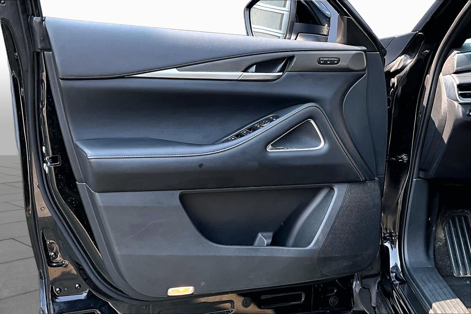 2025 INFINITI QX60 LUXE Mineral Black at HGreg Houston