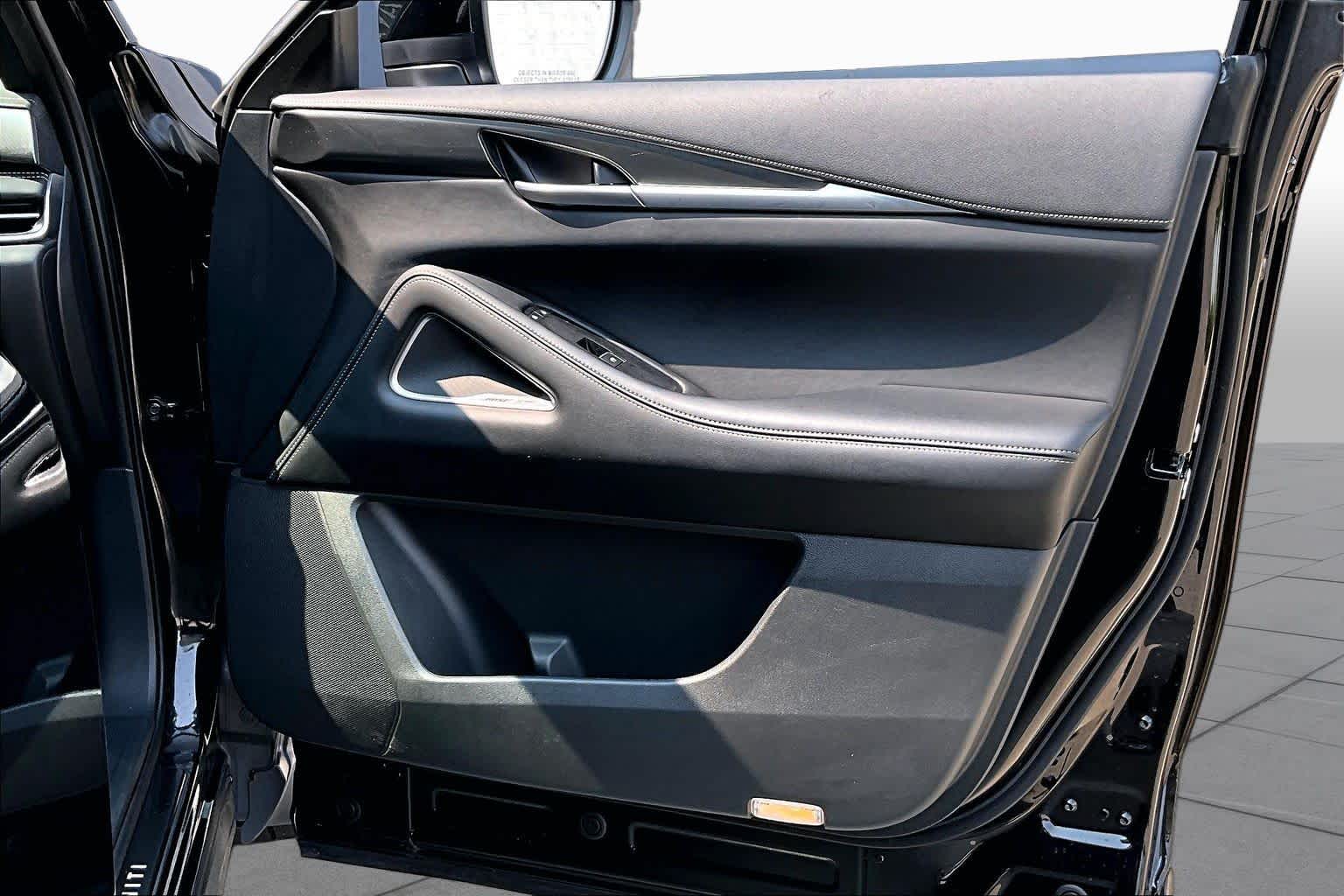 2025 INFINITI QX60 LUXE Mineral Black at HGreg Houston
