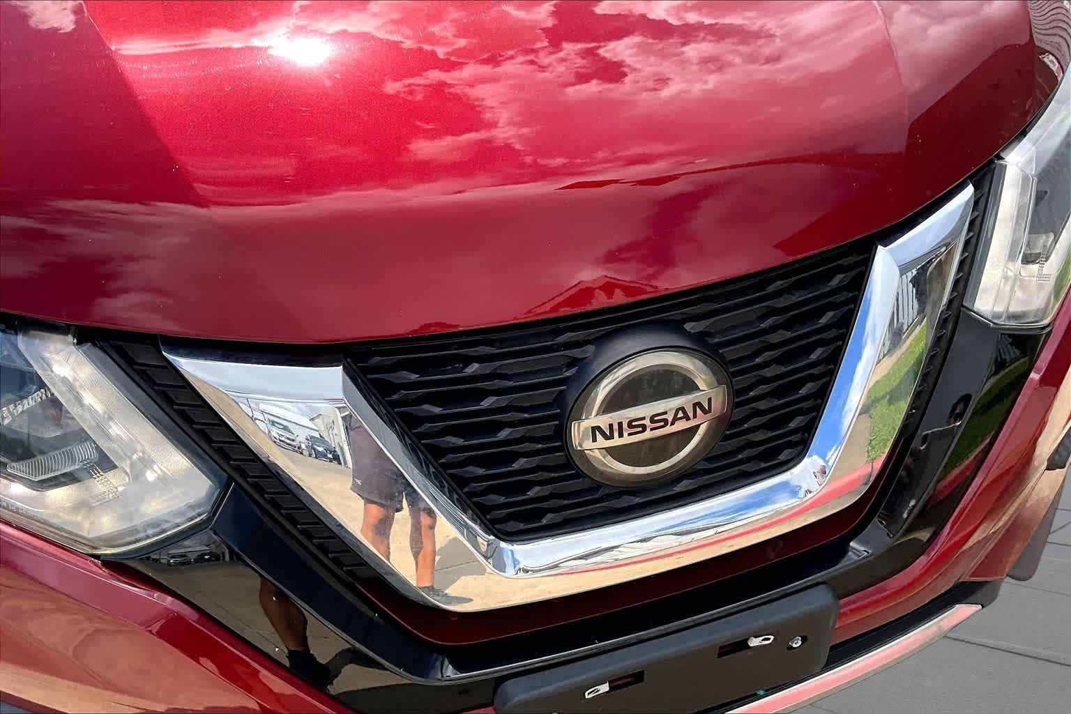 2019 Nissan Rogue SV Scarlet Ember Tintcoat at Ron Craft Chevrolet Cadillac