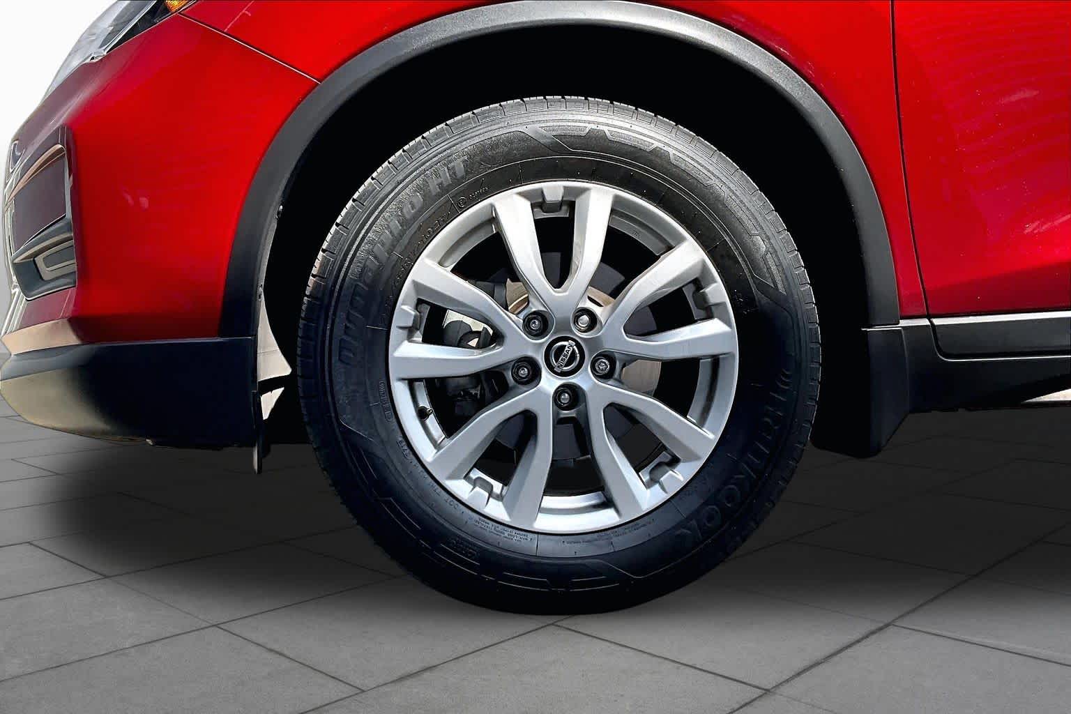 2020 Nissan Rogue SV Scarlet Ember Tintcoat at Ron Craft Chevrolet Cadillac