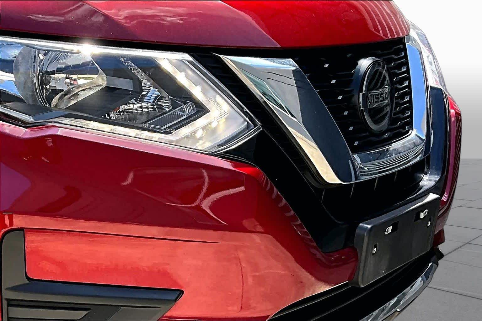 2020 Nissan Rogue SV Scarlet Ember Tintcoat at Ron Craft Chevrolet Cadillac
