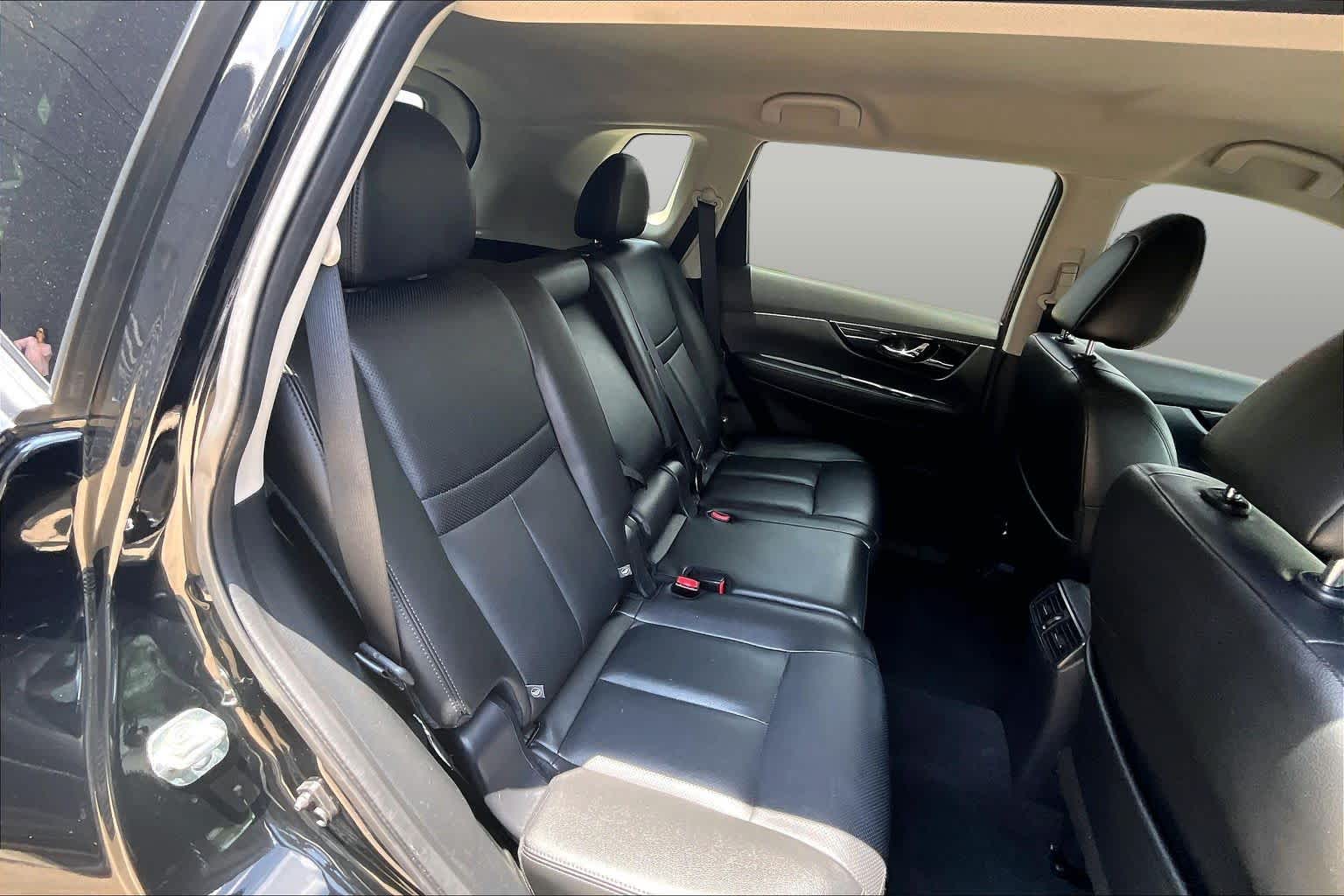 2019 Nissan Rogue SL Magnetic Black Pearl at Price LeBlanc Nissan