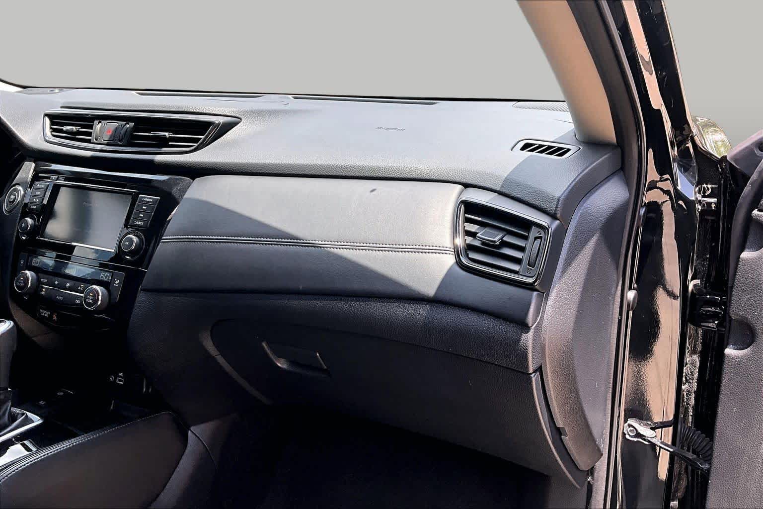2019 Nissan Rogue SL Magnetic Black Pearl at Price LeBlanc Nissan