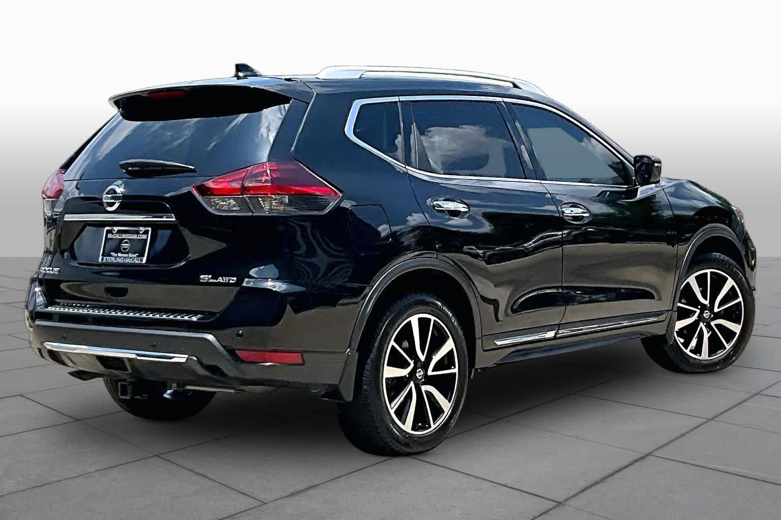 2019 Nissan Rogue SL Magnetic Black Pearl at Price LeBlanc Nissan