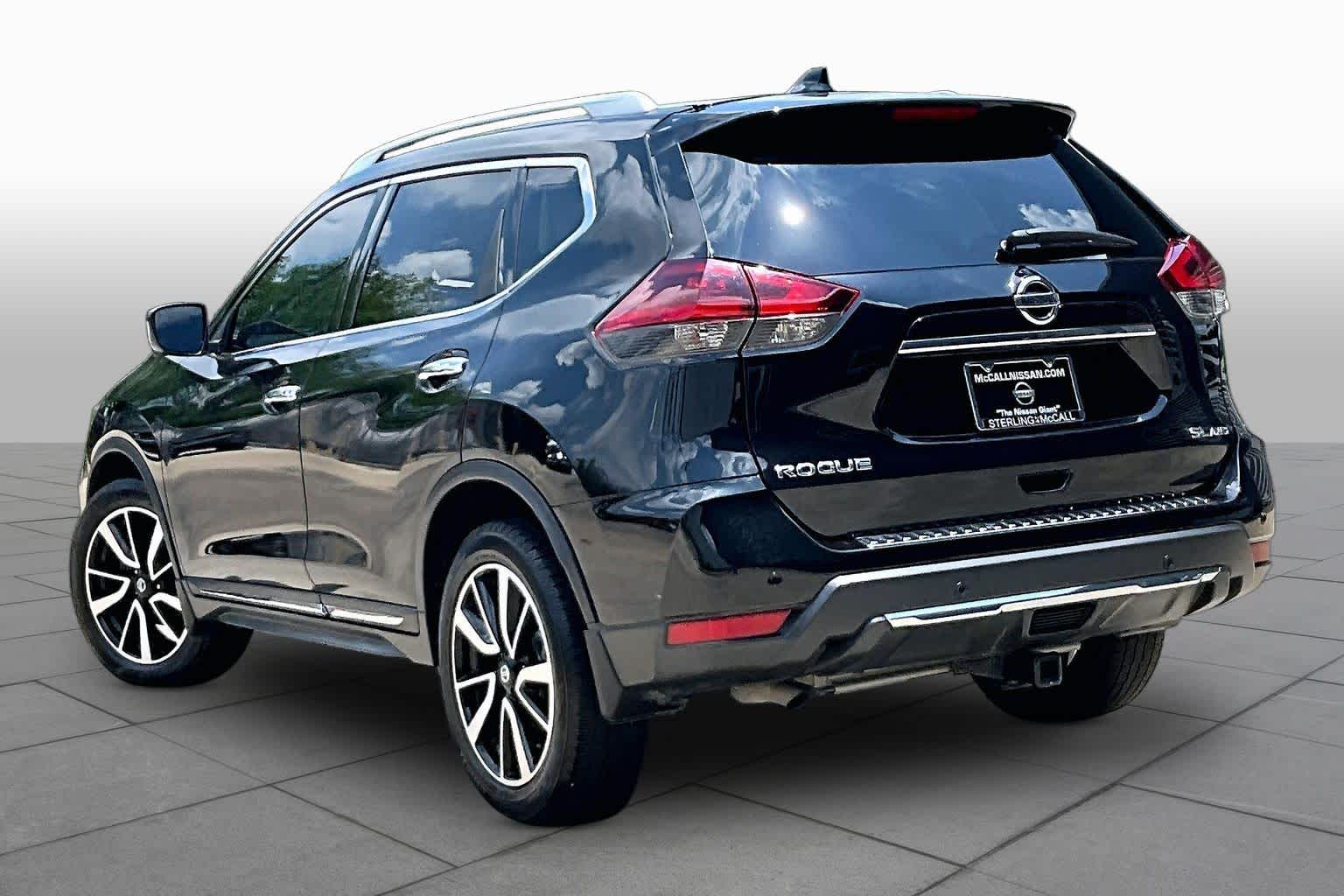 2019 Nissan Rogue SL Magnetic Black Pearl at Price LeBlanc Nissan