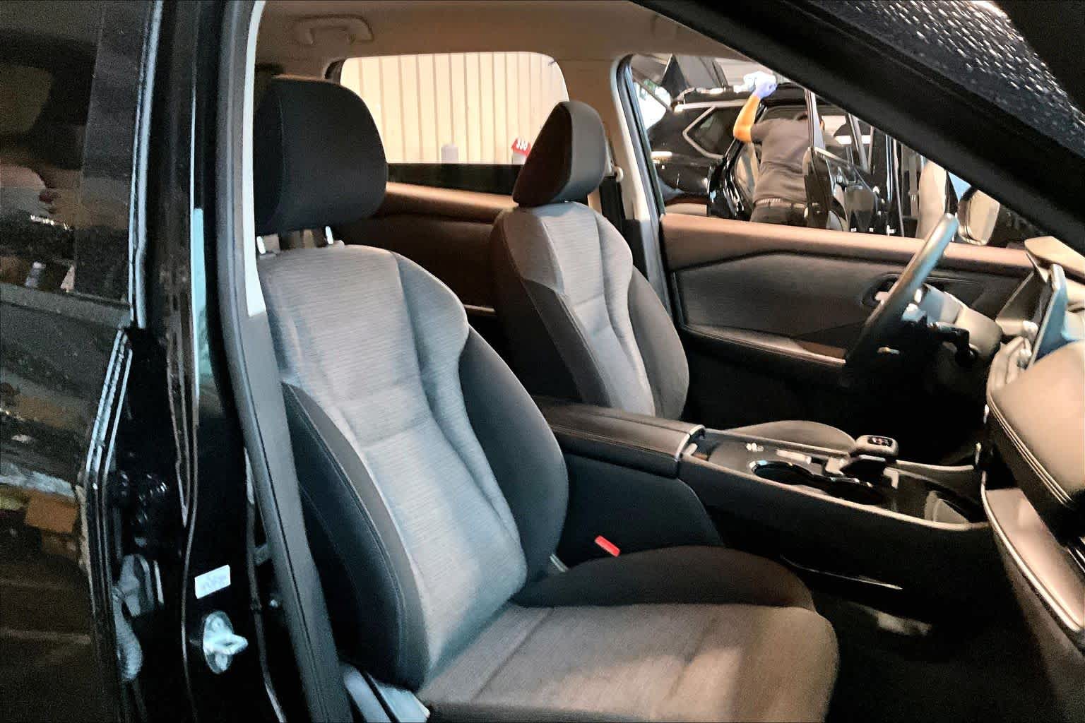 2021 Nissan Rogue SV Super Black at Sterling McCall Nissan