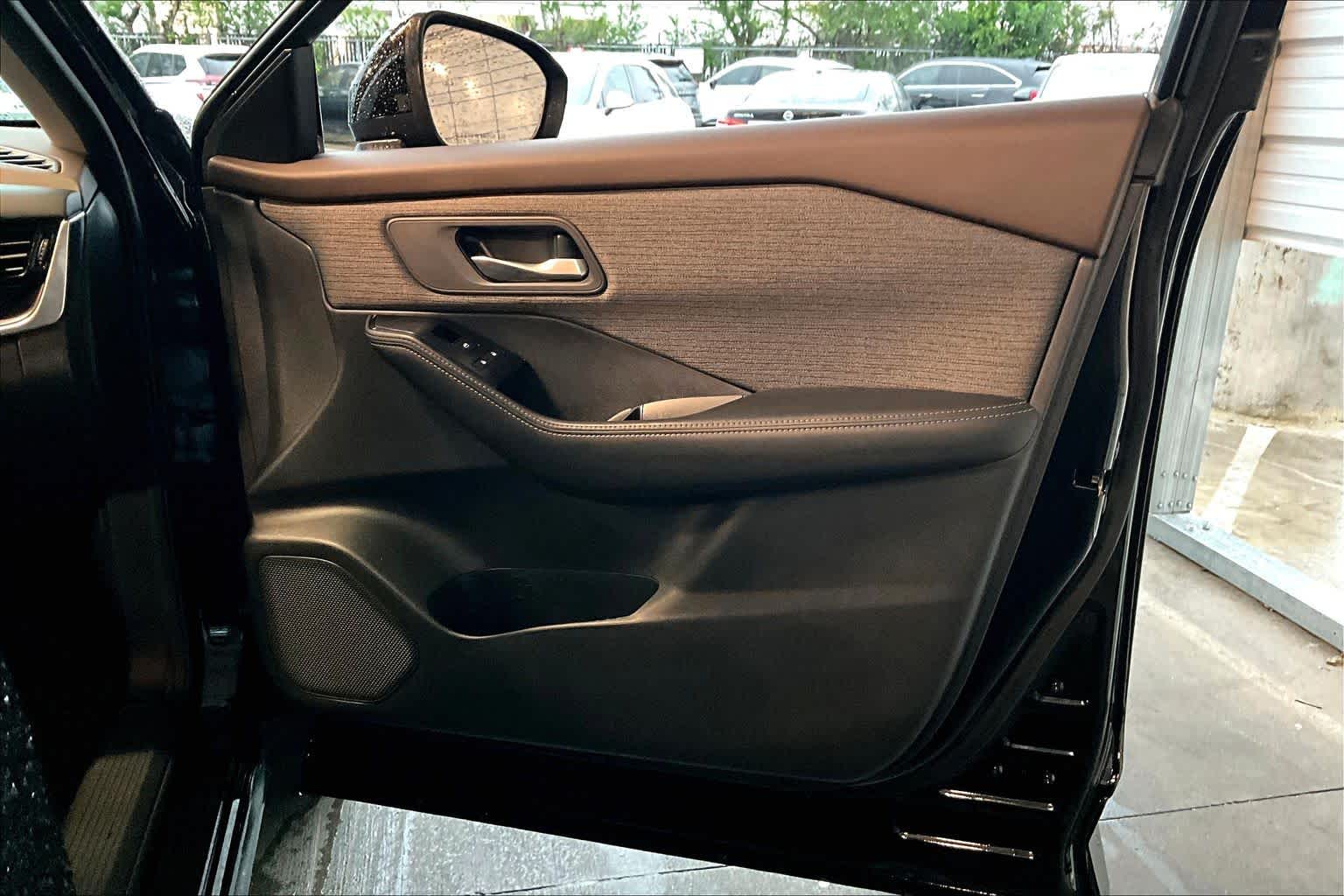 2021 Nissan Rogue SV Super Black at Sterling McCall Nissan
