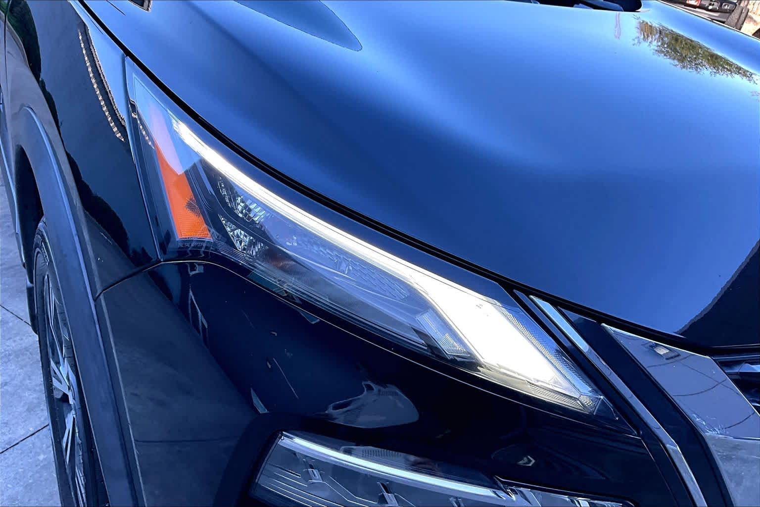 2021 Nissan Rogue SV Super Black at Sterling McCall Nissan