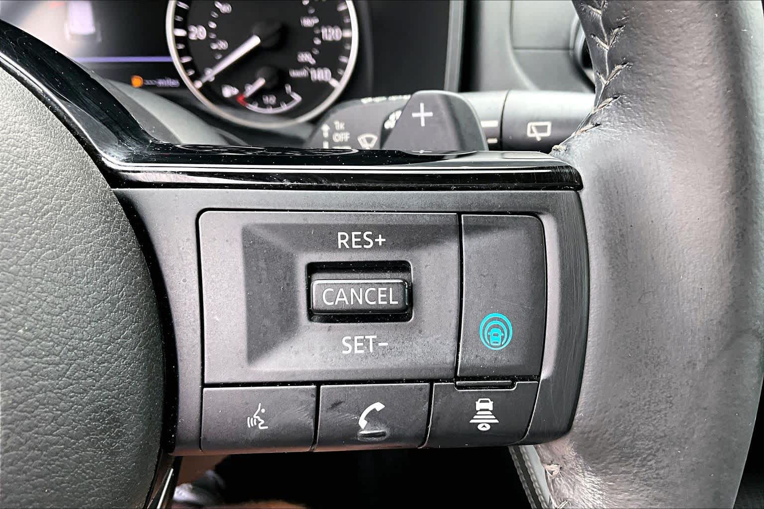 2021 Nissan Rogue SL Pearl White Tricoat at AutoNation Chrysler Jeep Dodge Ram Spring