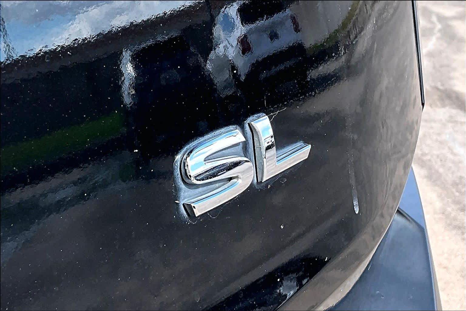 2021 Nissan Rogue photo 9 of 34